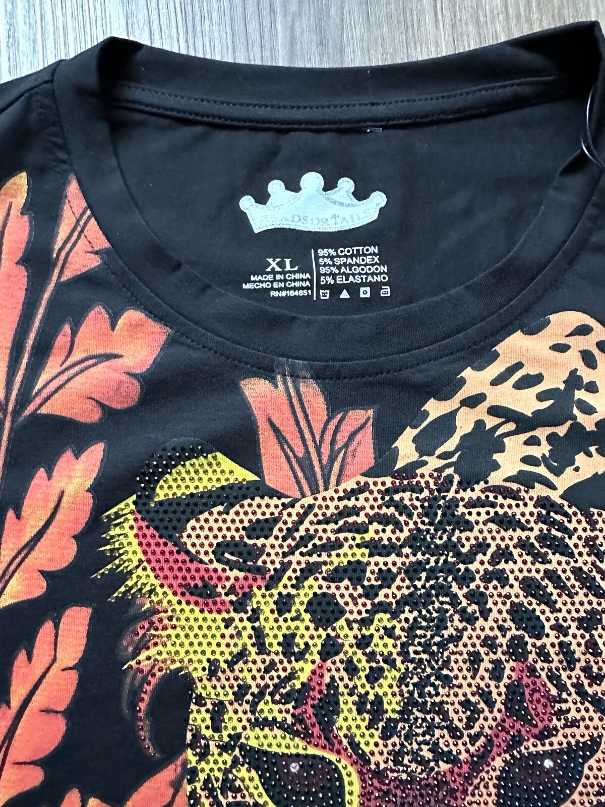 Heads or Tails Men’s Rainstones Beaded / Black / Tiger T-shirt Size XL