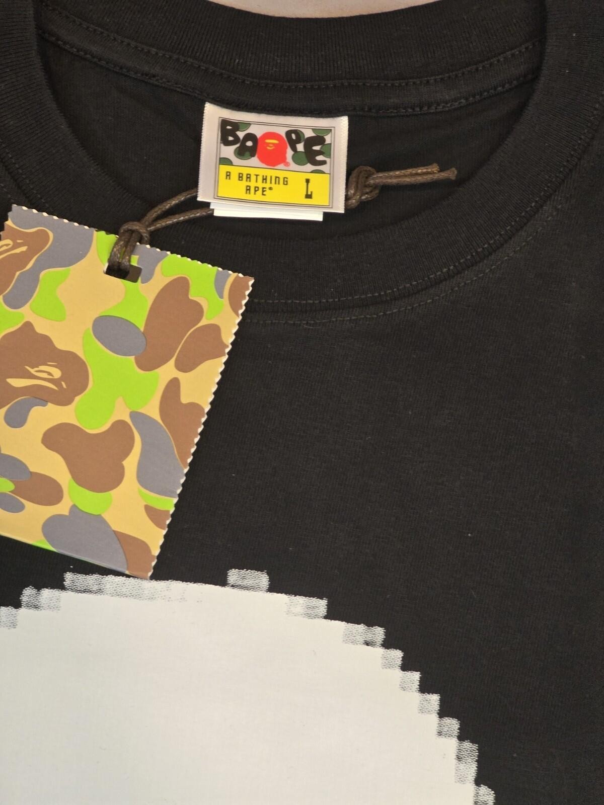 A Bathing Ape Bape Black/ White Ape Head Mens Large T-shirt