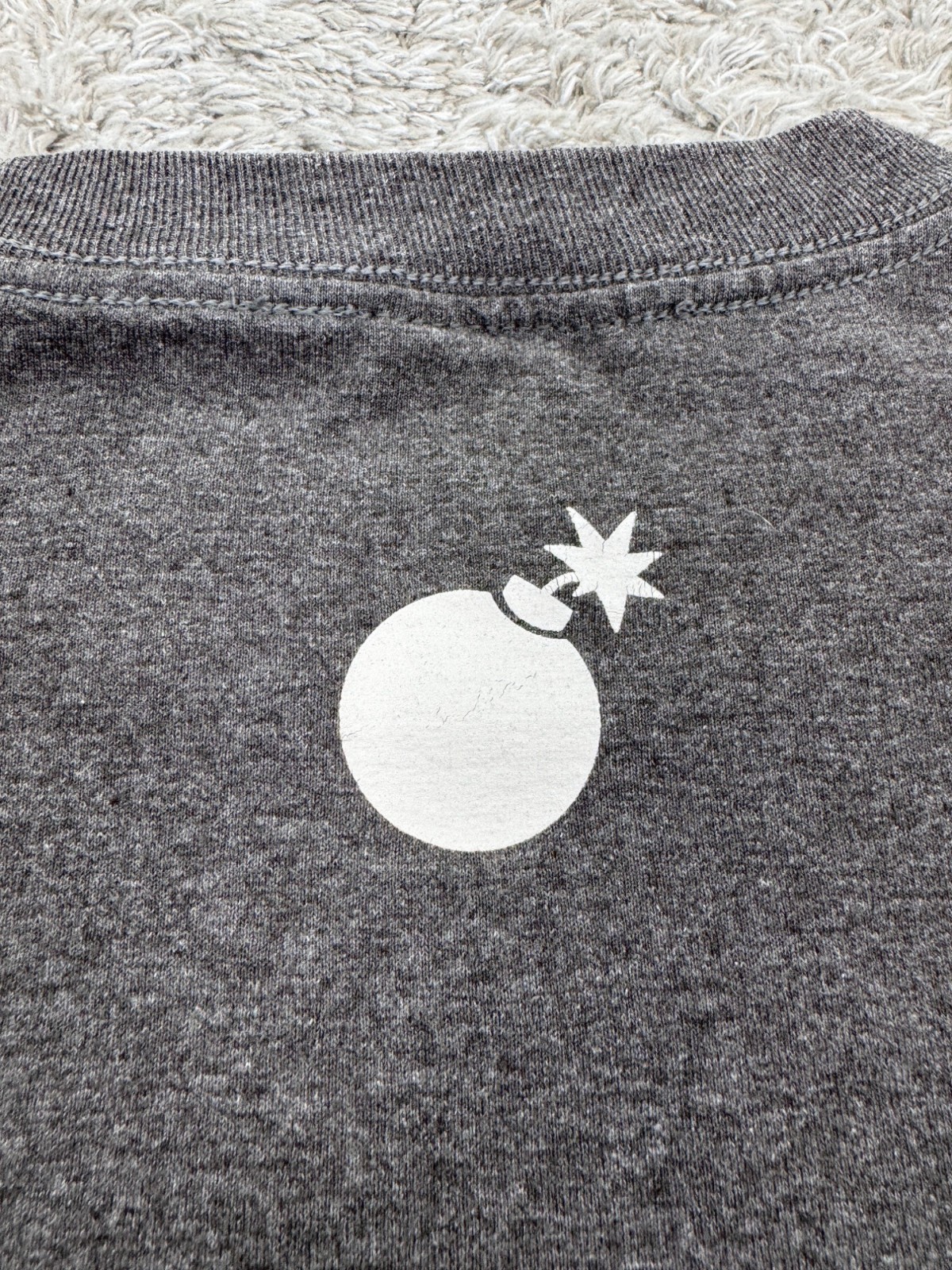 The Hundreds Shirt Men Medium Gray Graphic OG Bomb Logo Grudge Crewneck Y2K