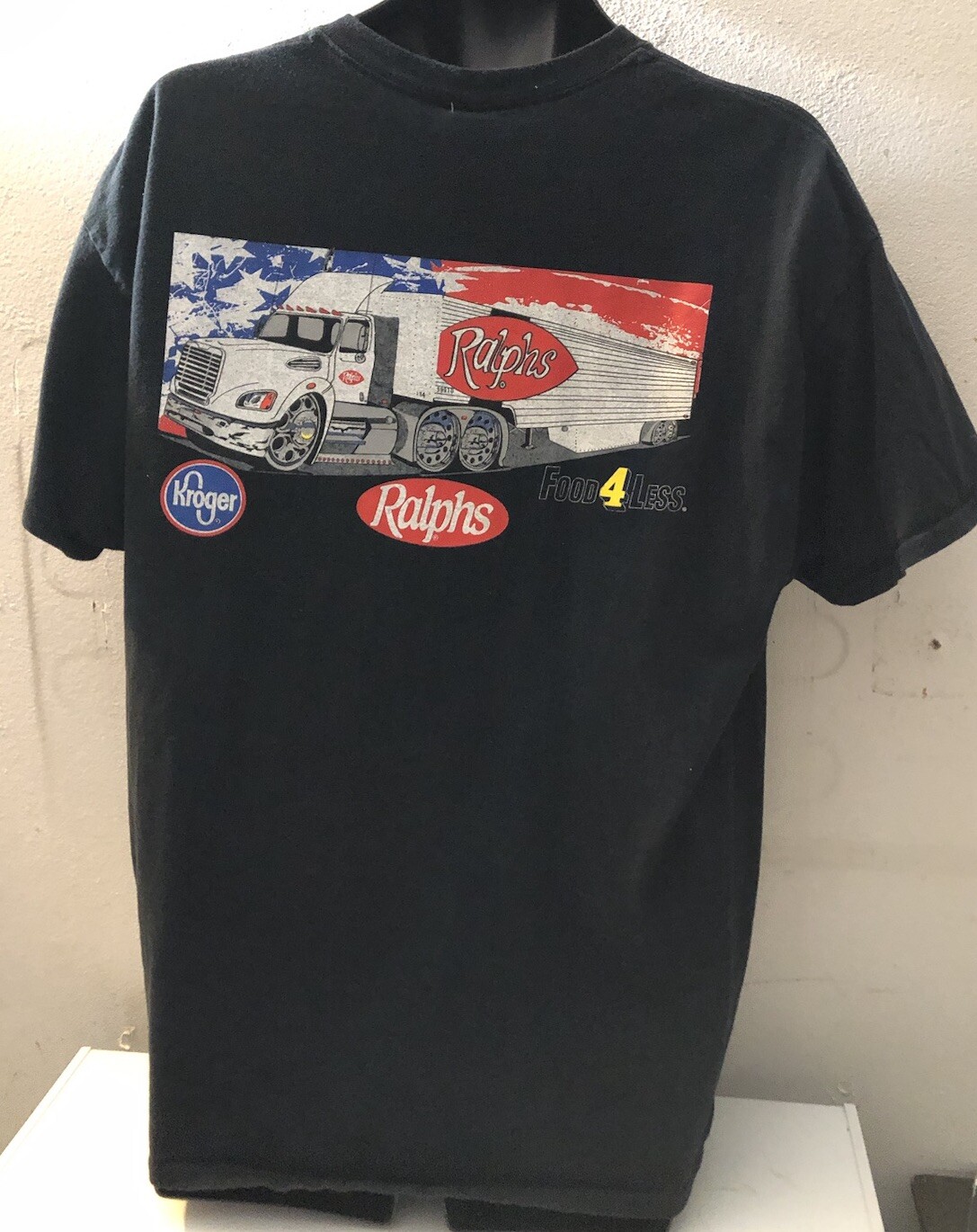 VTG. Food 4 Less Ralphs Kroger Logistics Pocket Employee Work Uniform T-Shirt XL