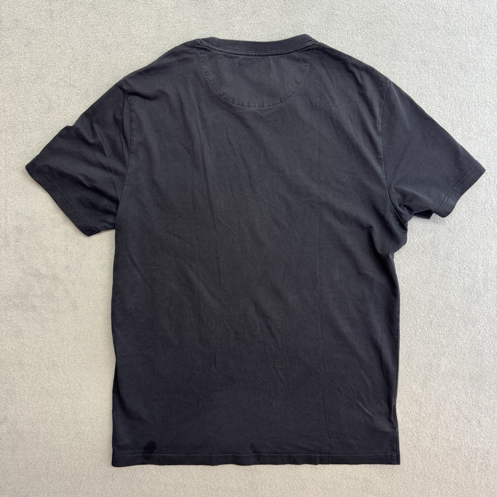 Fred Perry T Shirt Medium Men’s Short Sleeve Crew Neck Tee Black Logo Preppy
