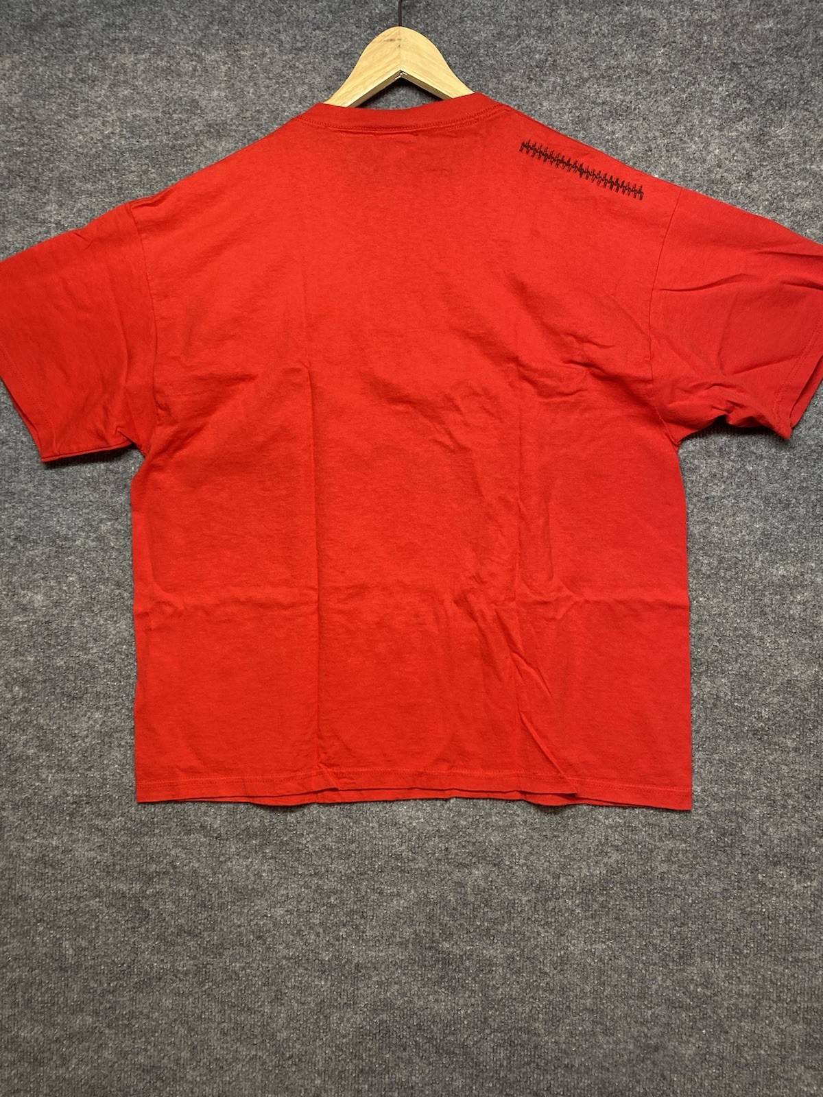 Vans Shirt Mens XL Red Logo Graphic Tee T-Shirt Skateboard Classic No Size Tag.