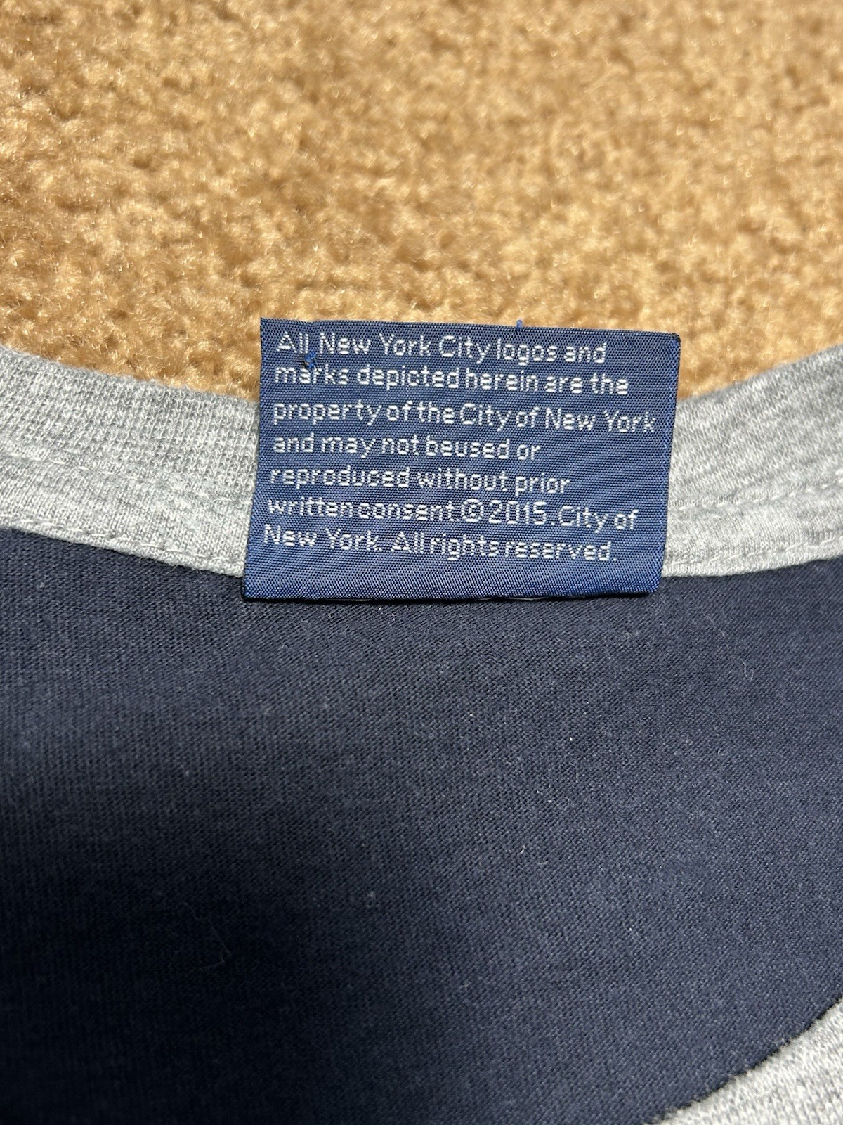 Official FDNY Fire Department City of New York Raglan 3/4 Sleeve Shirt Mens L