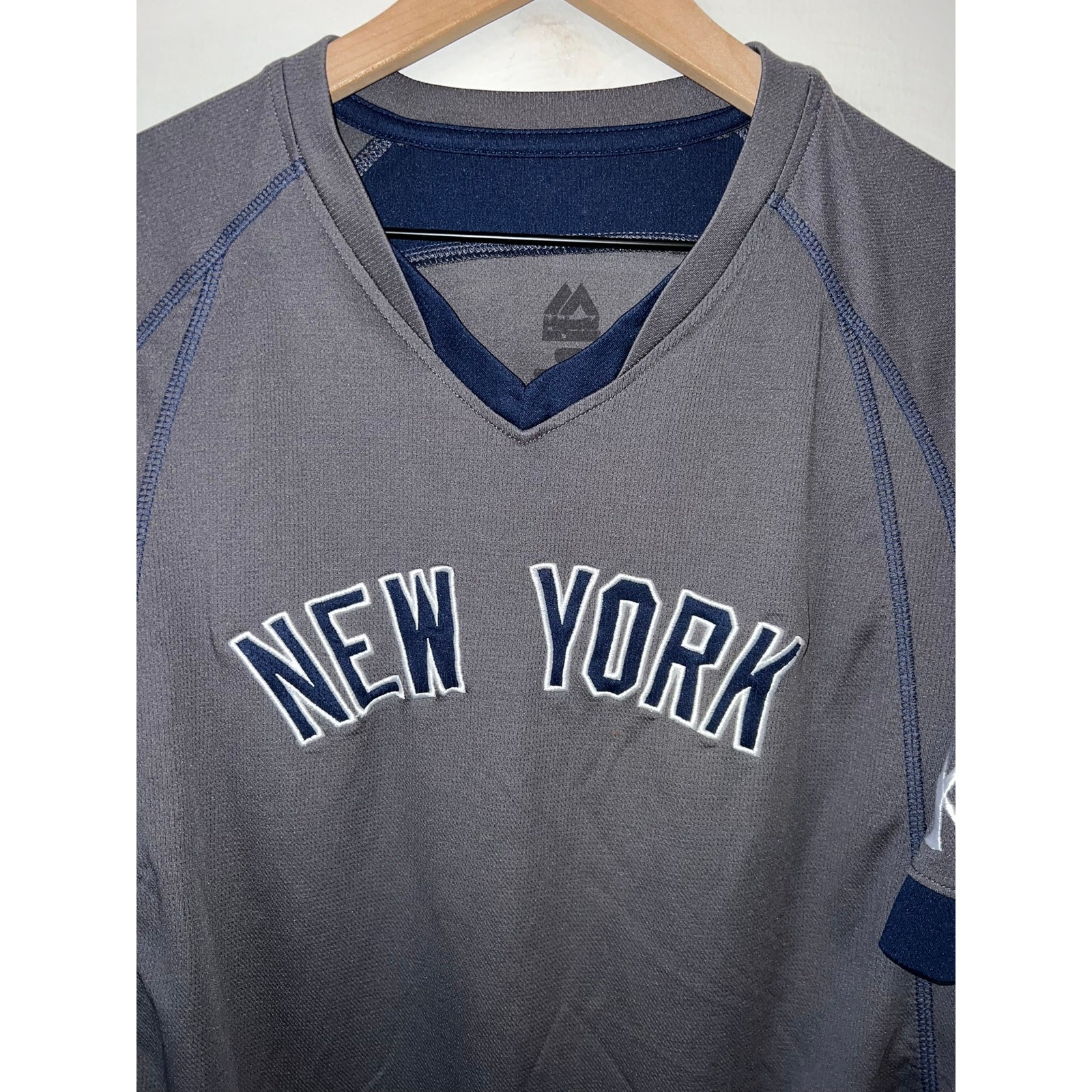 New York Yankees Shirt Baseball Gray Polyester Tee Baseball Top MLB Large