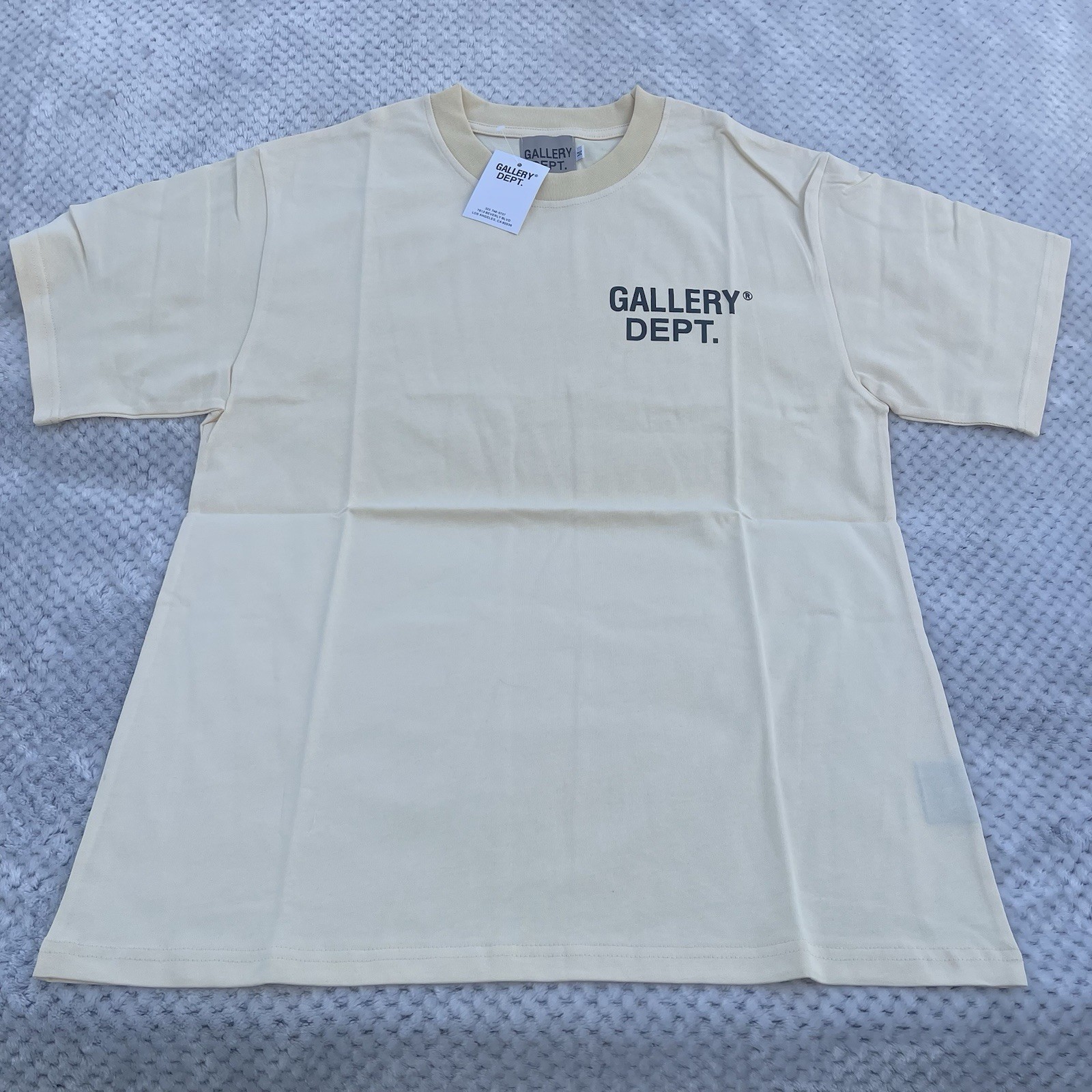 Gallery Dept Souvenir T-Shirt – Khaki Size Medium