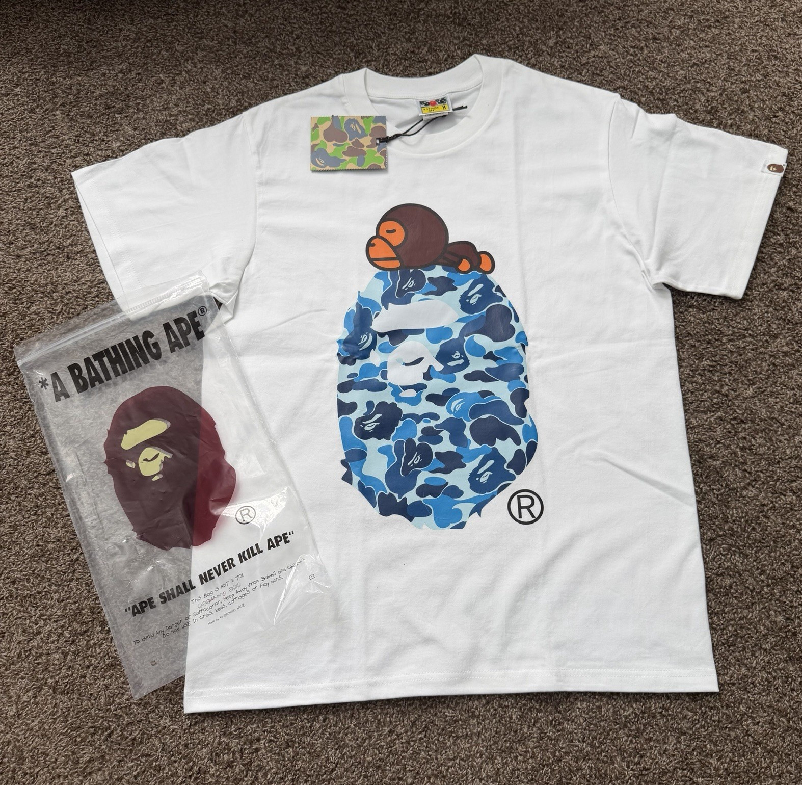 A Bathing Ape BAPE Baby Milo Men’s M White/Blue Logo Graphic Tee Shirt