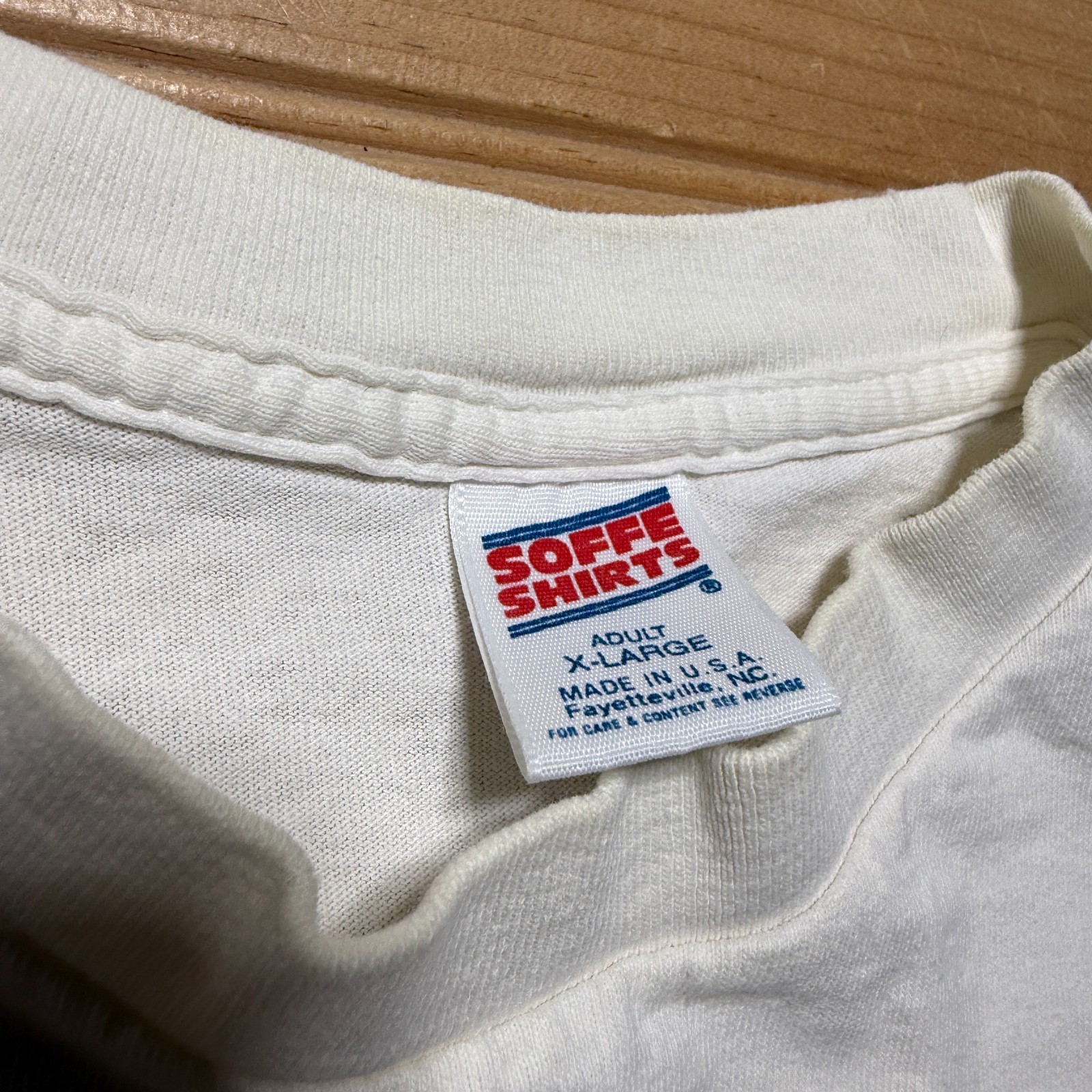 Vintage 90s Oshman’s Supersports USA Boxing Gloves Everlast Graphic T-Shirt – XL
