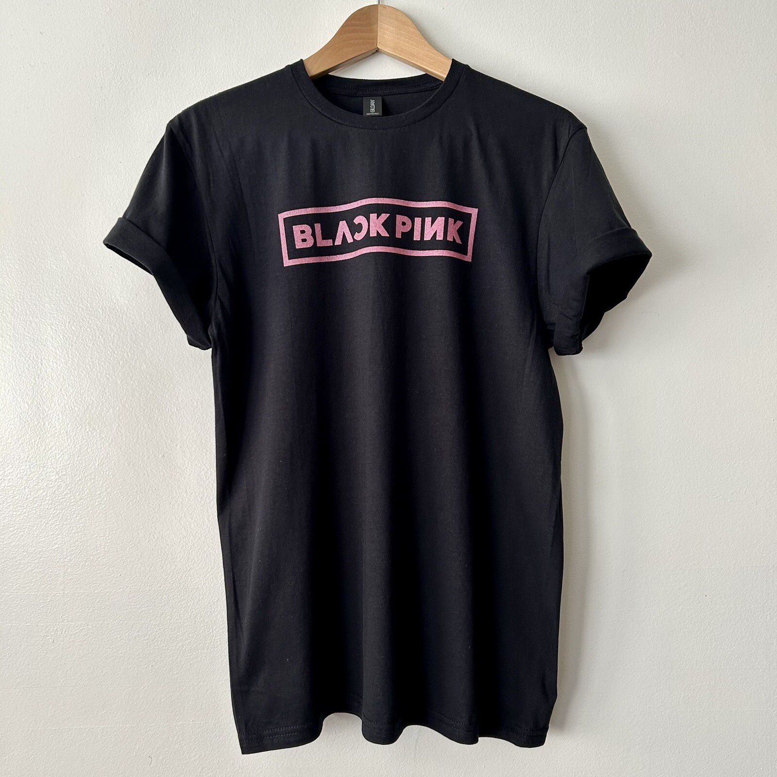 Blackpink T-Shirt 100% Lightweight Ringspun Cotton NEW Mens Unisex Fit Size S-XL