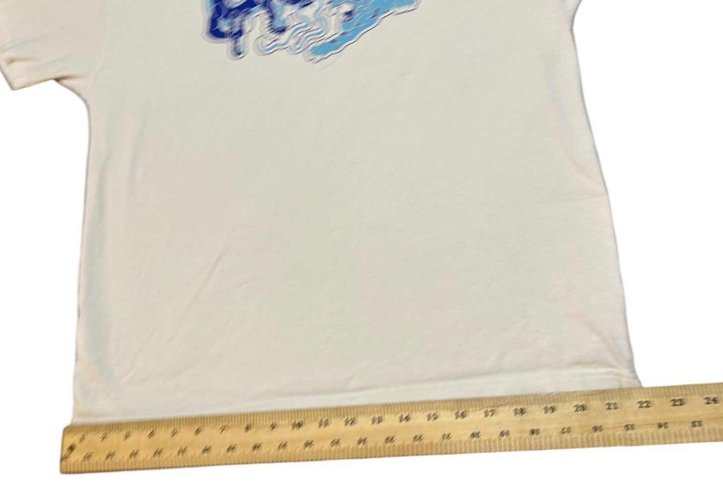 The Nike Tee Chinese Dragon Vs Tiger T-shirt Size Medium White Blue Short Sleeve