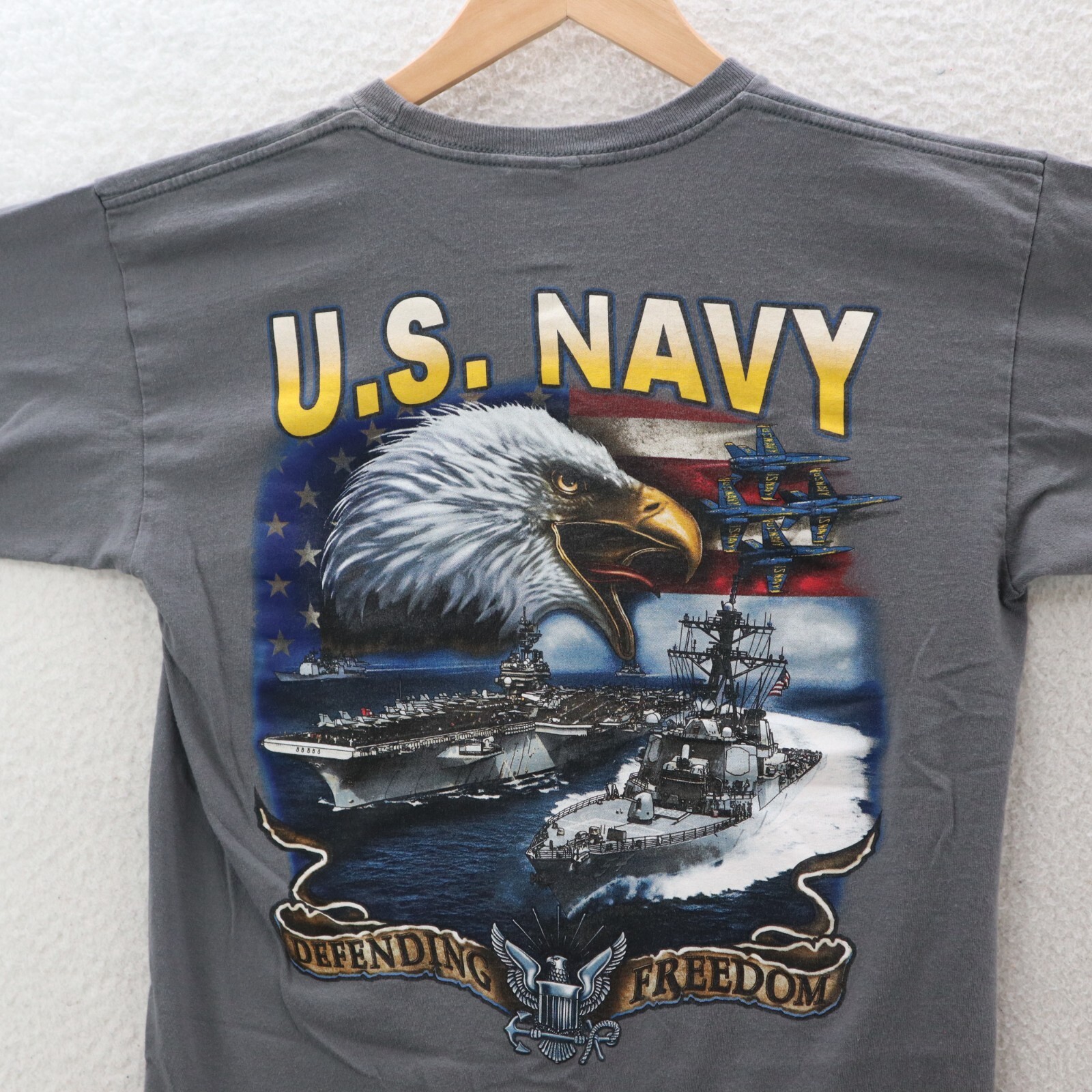 U.S. Navy T Shirt Mens Medium Gray Double Sided Military America Eagle Patriotic