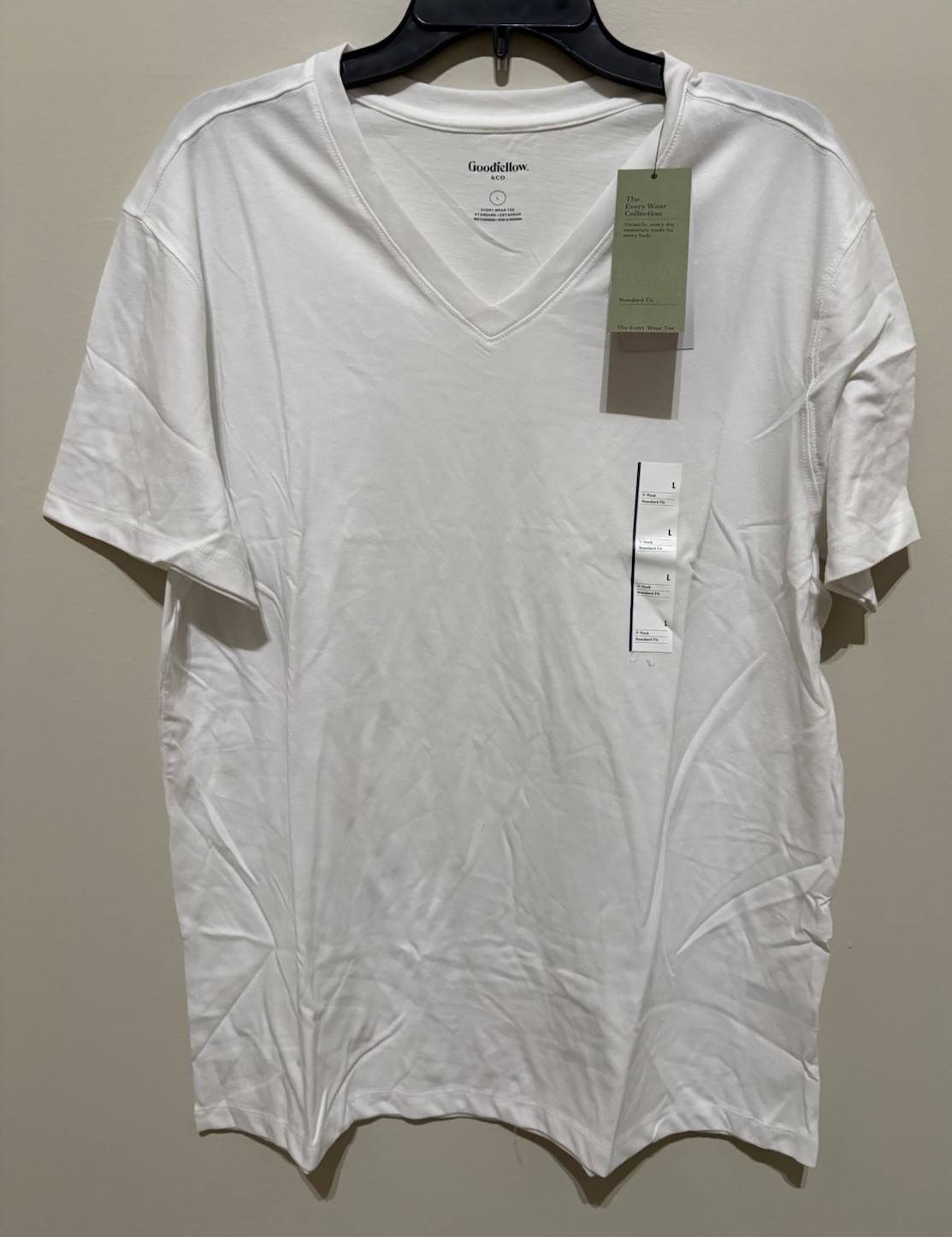 Goodfellow Every Wear V-Neck T-Shirt Men’s L White NWT Cotton Blend Tee
