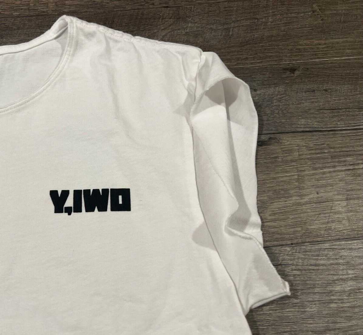 Y,IWO (Yeah, I Work Out) Gym Muscle T Shirt Mens Size 2 White Raw Edge – NWOT