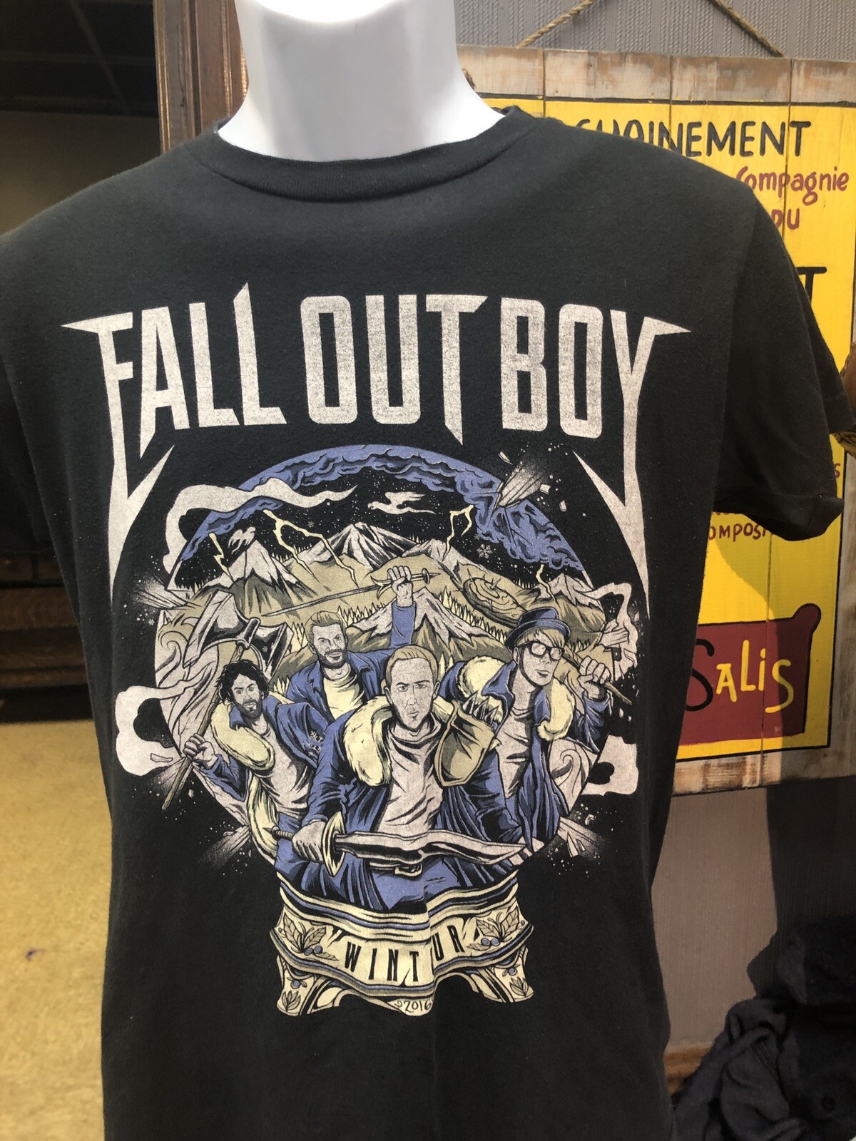 Fall Out Boy 2016 wintour is coming Black Small T-shirt