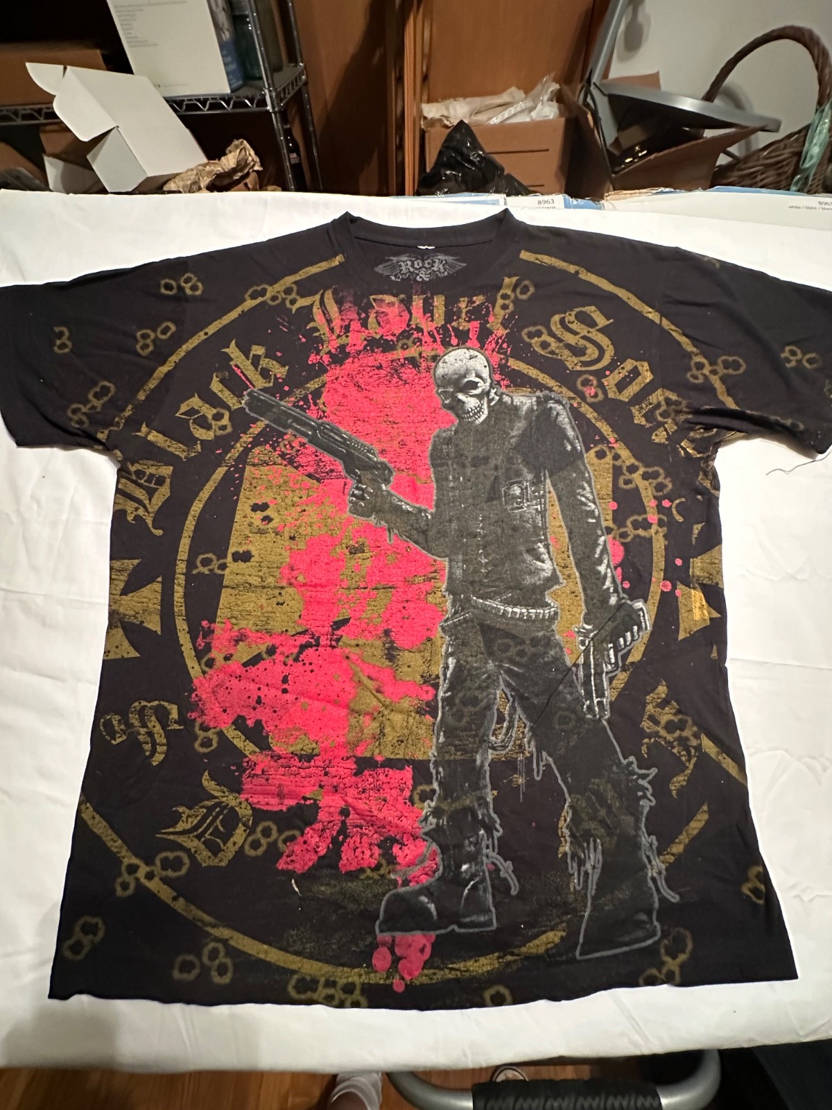black label society xl t shirt , printed on both sides.multi colors