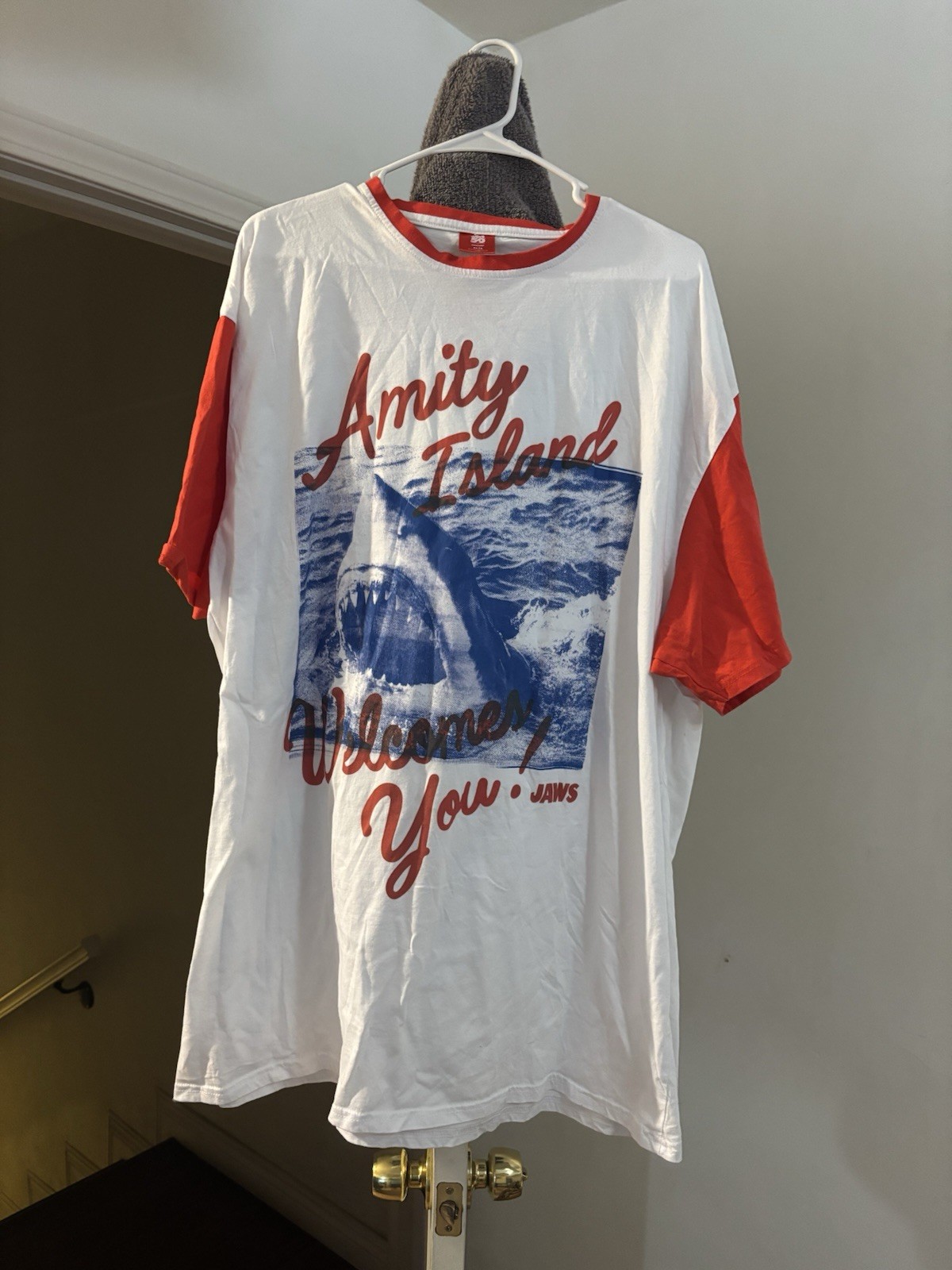 New Jaws 50th Anniversary T Shirt Sz XLT Mens Cakeworthy NWOT
