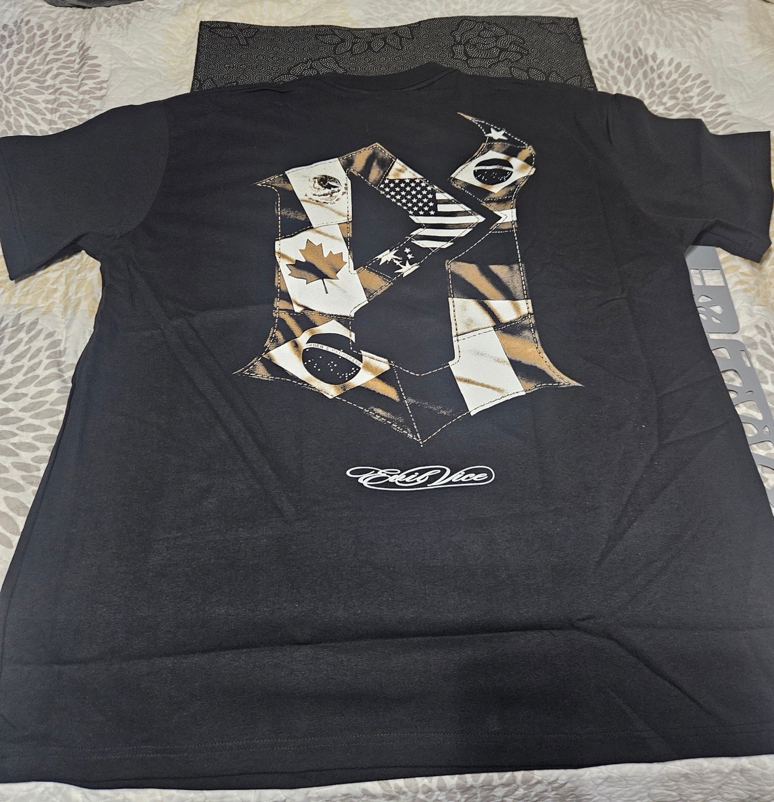 Evil Vice Soccer Skeleton Graphic T-Shirt Black XXL Double Sided Heavyweight NWT