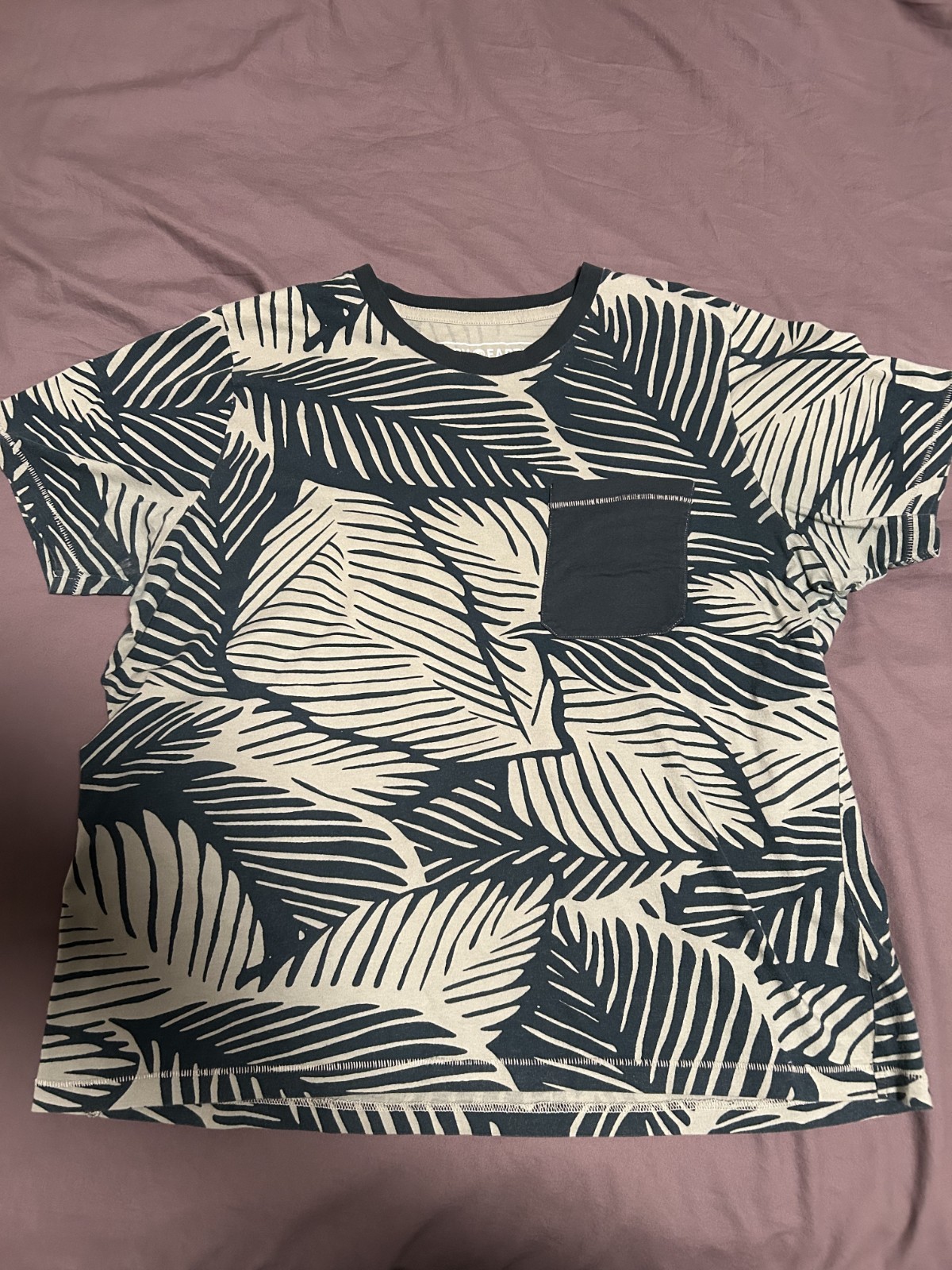 Happy Earth XL Men’s Nature Graphic Print Tee 100% Organic Cotton