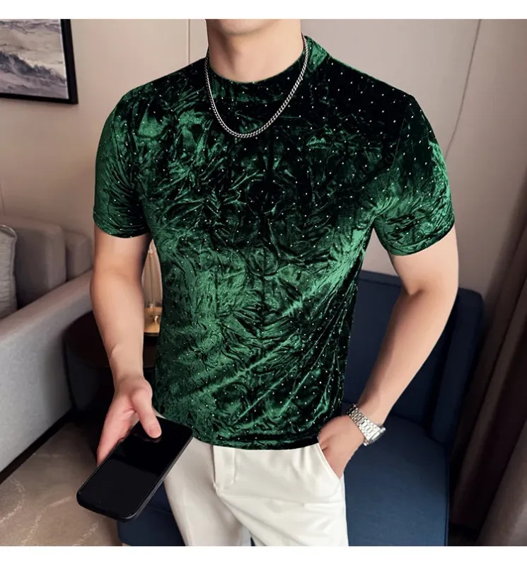 Summer Velvet Pleated Hot Stamping T-shirt for Men’s Fashion Versatile Slim Fit