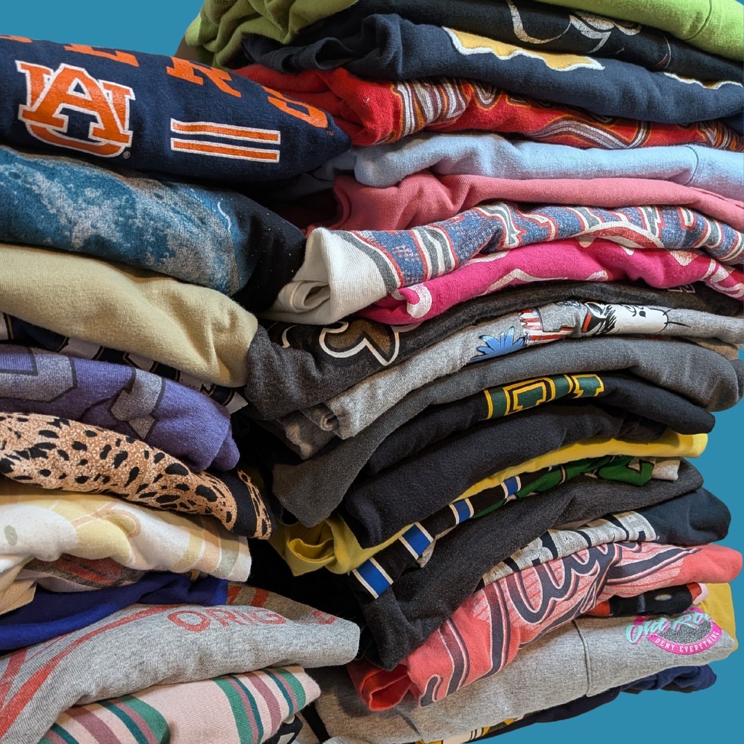 10x T-Shirt Bundle Mens Mixed Sizes Vintage Graphic Streetwear Sports Modern Lot