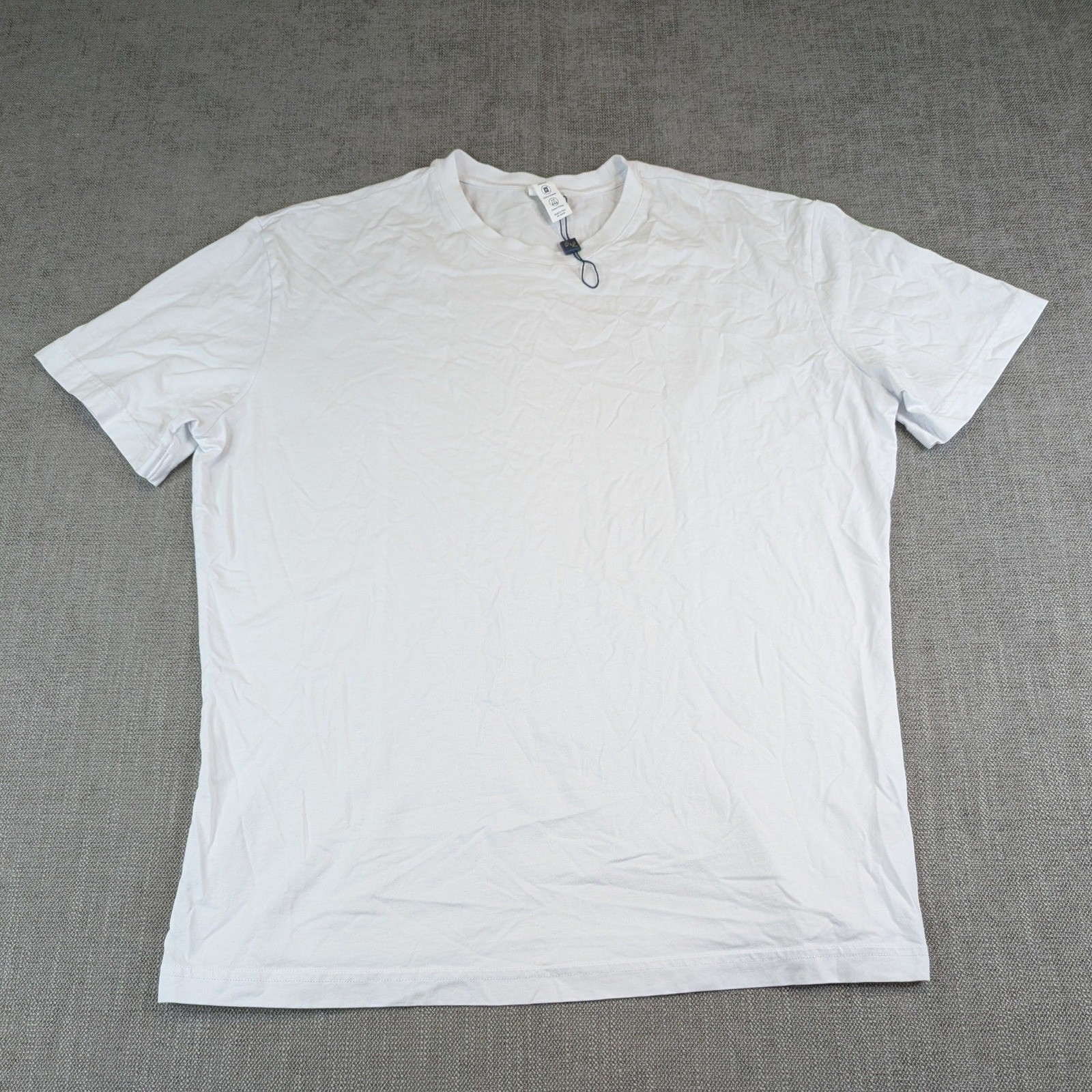 State and Liberty Shirt Mens 2XL White Athletic Fit Crew Neck Tee Cotton Spandex