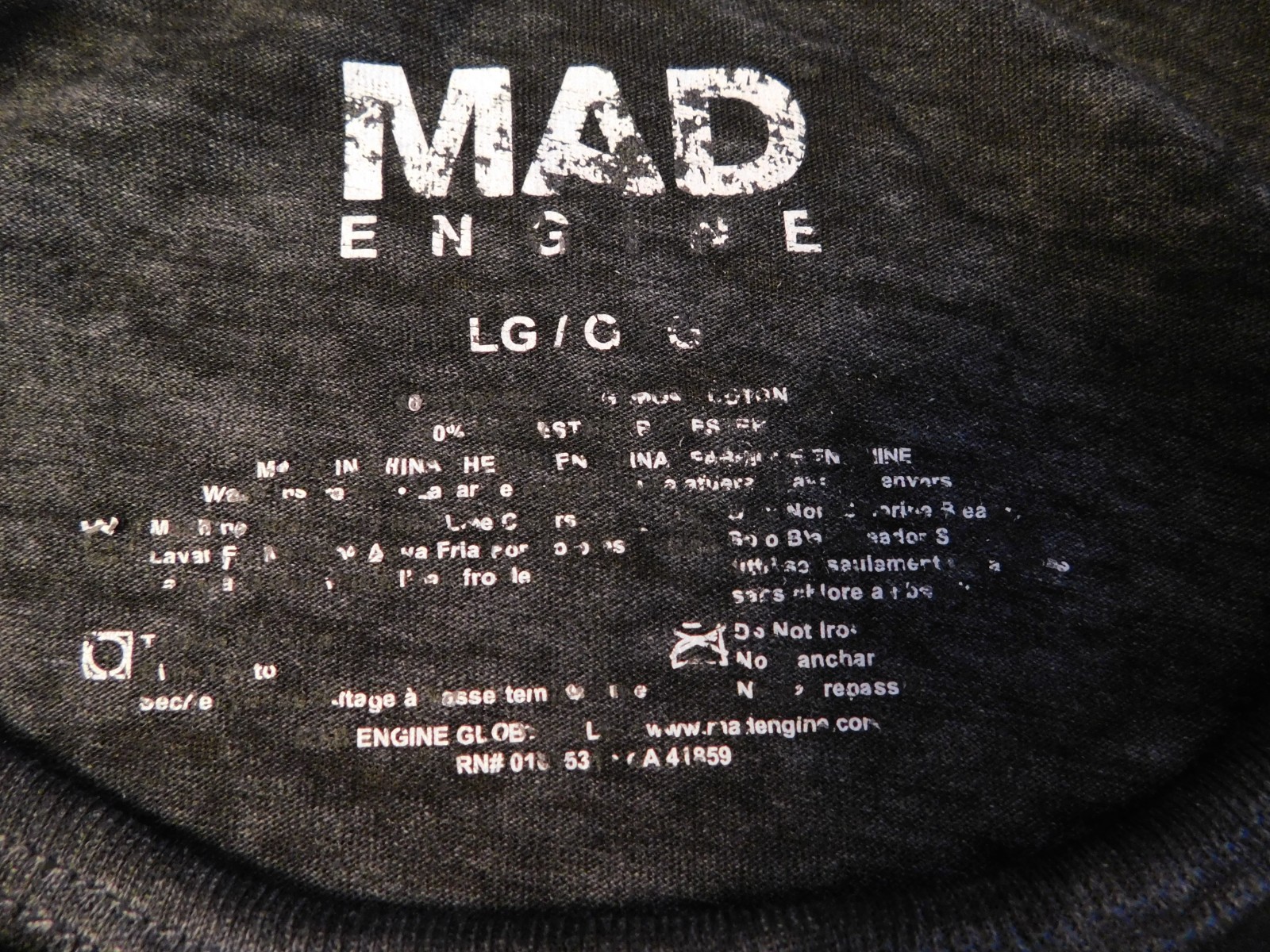 Mad Engine Men’s Black Gray Graphic Print Sleeveless T-Shirt Round Neck Sz Large