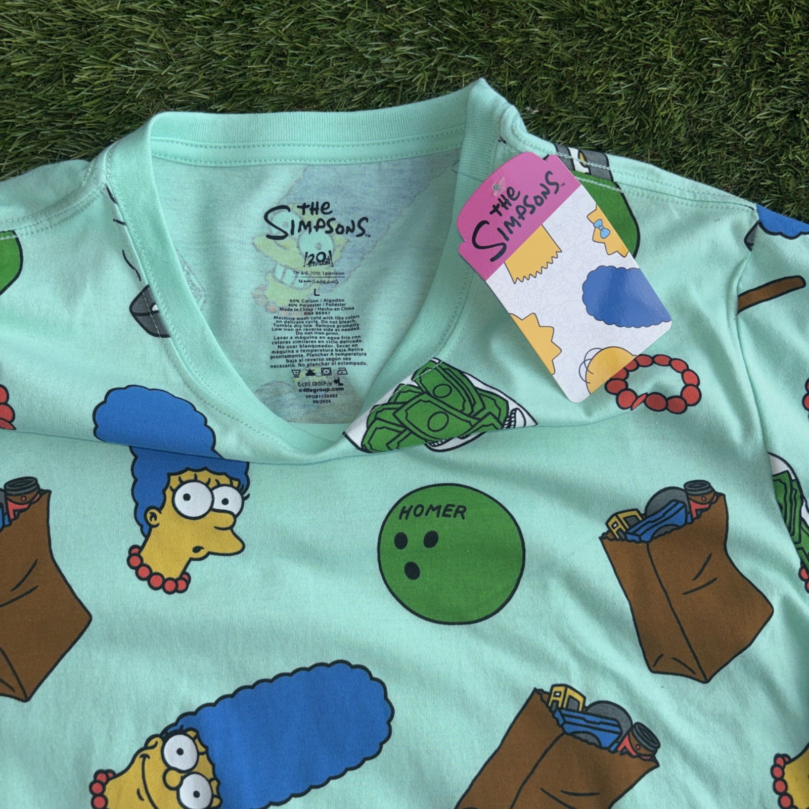 THE SIMPSONS Men’s All Over Print Tee Shirt Size Large NWT