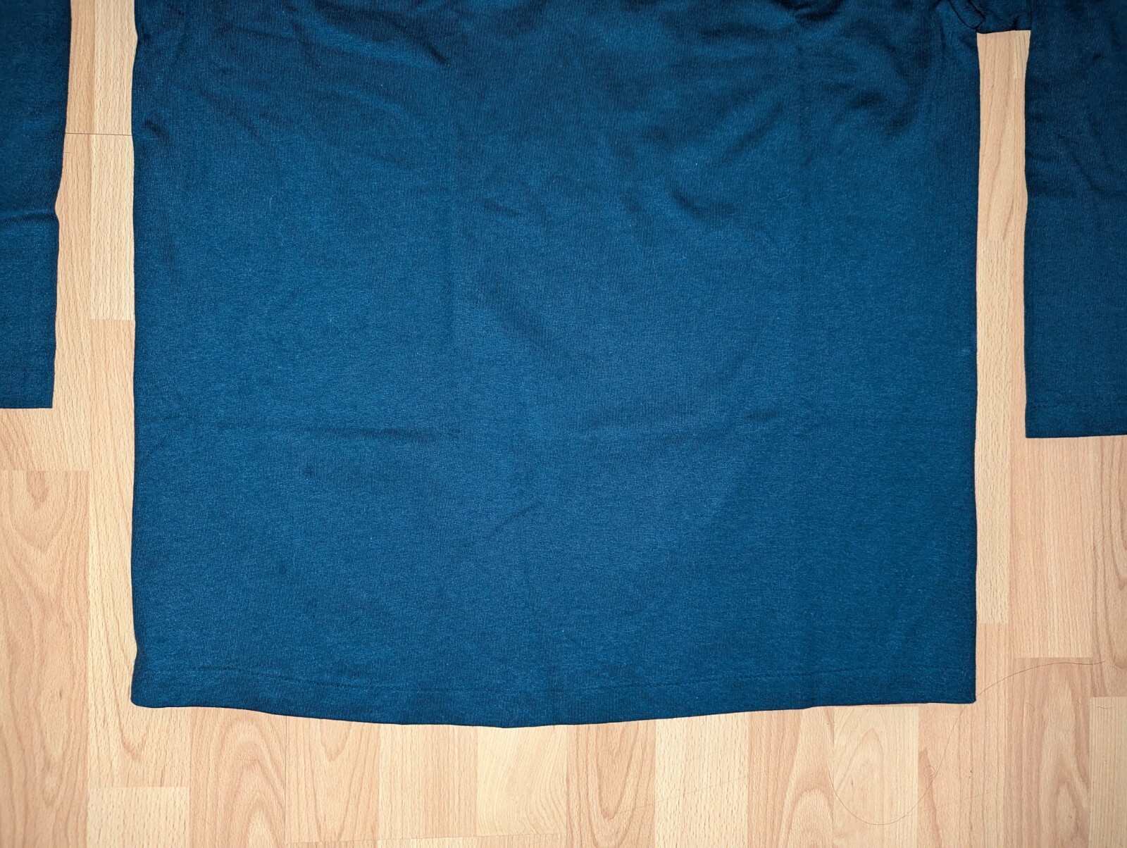 Vintage 90s Aladdin Promo Embroidered Logo Single Stitch Henley Disney T-Shirt