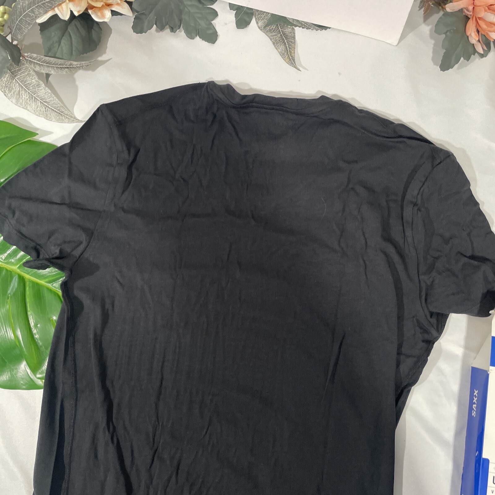 NIB $35 SAXX [ Small ] Undercover V-neck Undershirt Top in Black