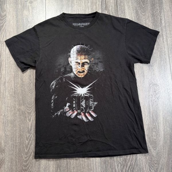 Y2K Hellraiser III Hell on Earth Pinhead Puzzle Box Movie Graphic T-Shirt Medium