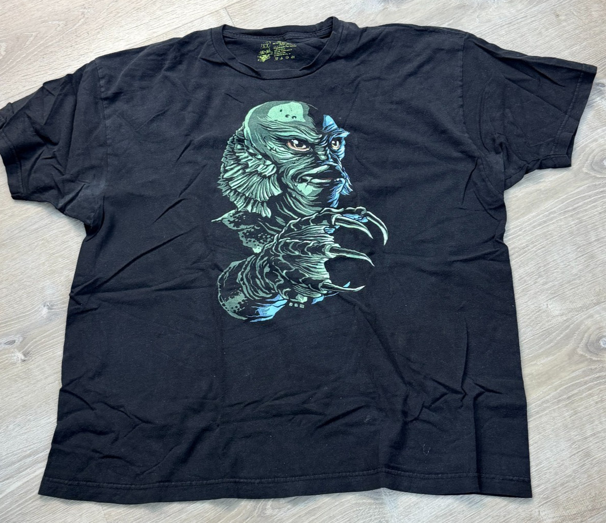 2 XXL T-Shirt Creature from the Black Lagoon Universal Monsters Pre-Own T-Shirt