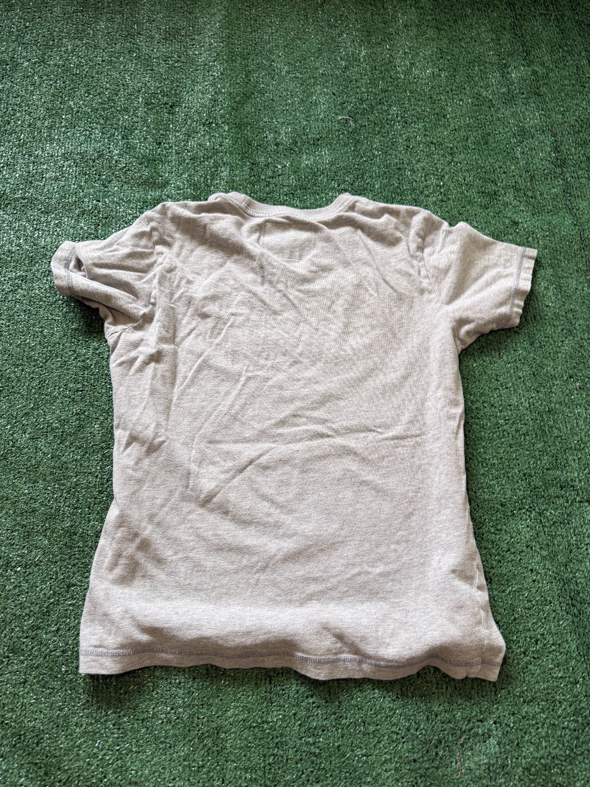 Y2K Aeropostale Laguna Beach Short Sleeve T Shirt Size S gray Embroidered Logo