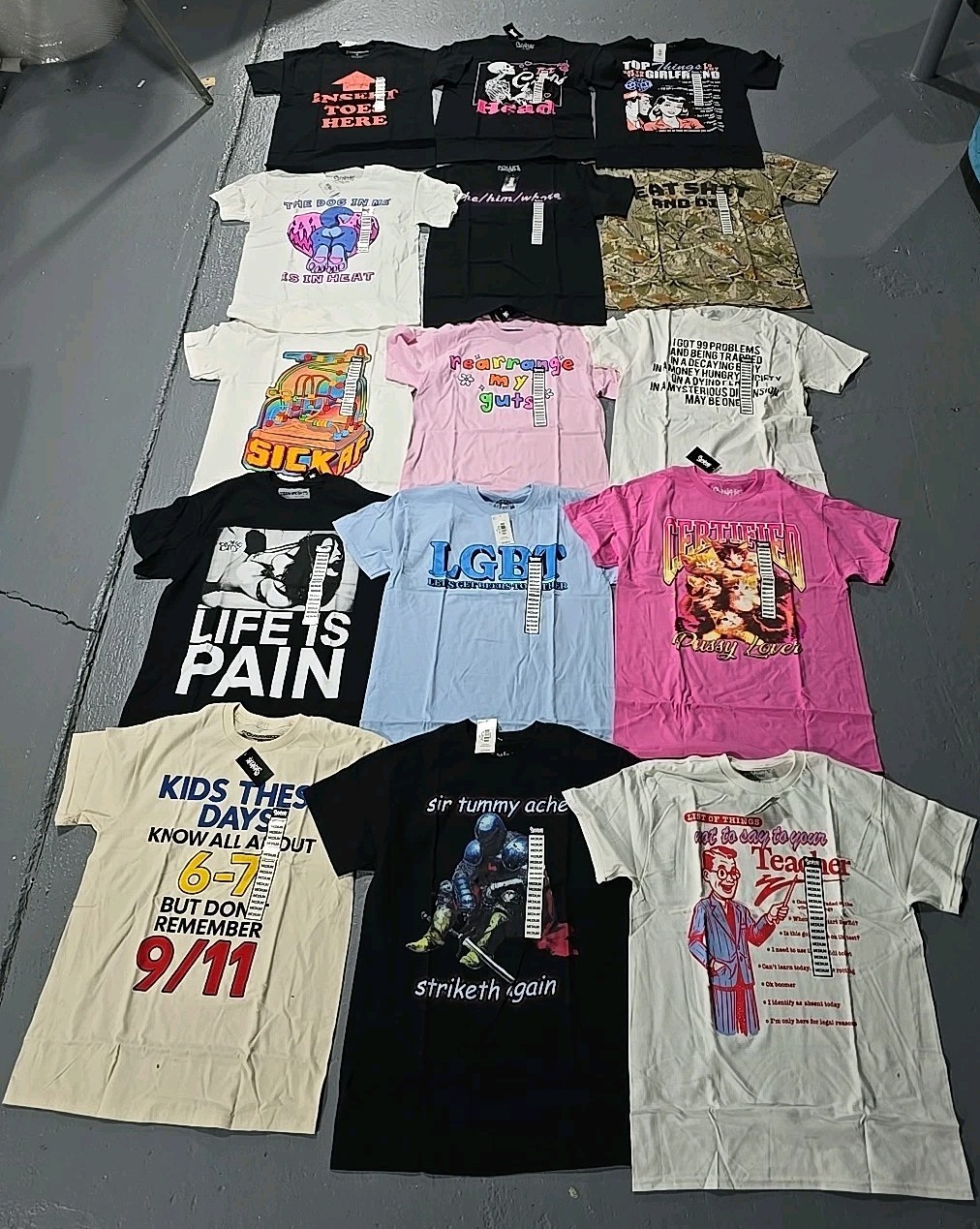 Spencer’s Novelty Vulgar Graphic T-Shirt Men’s Size MEDIUM 15pc Lot (HBox)