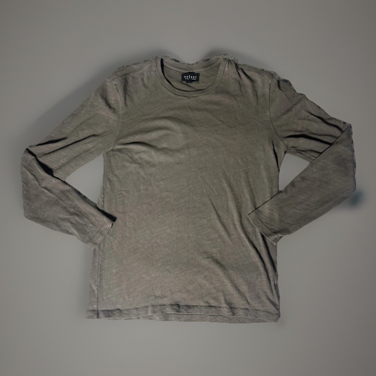 Velvet By Graham & Spencer Long Sleeve T-Shirt Men’s Medium Brown Cotton Peru