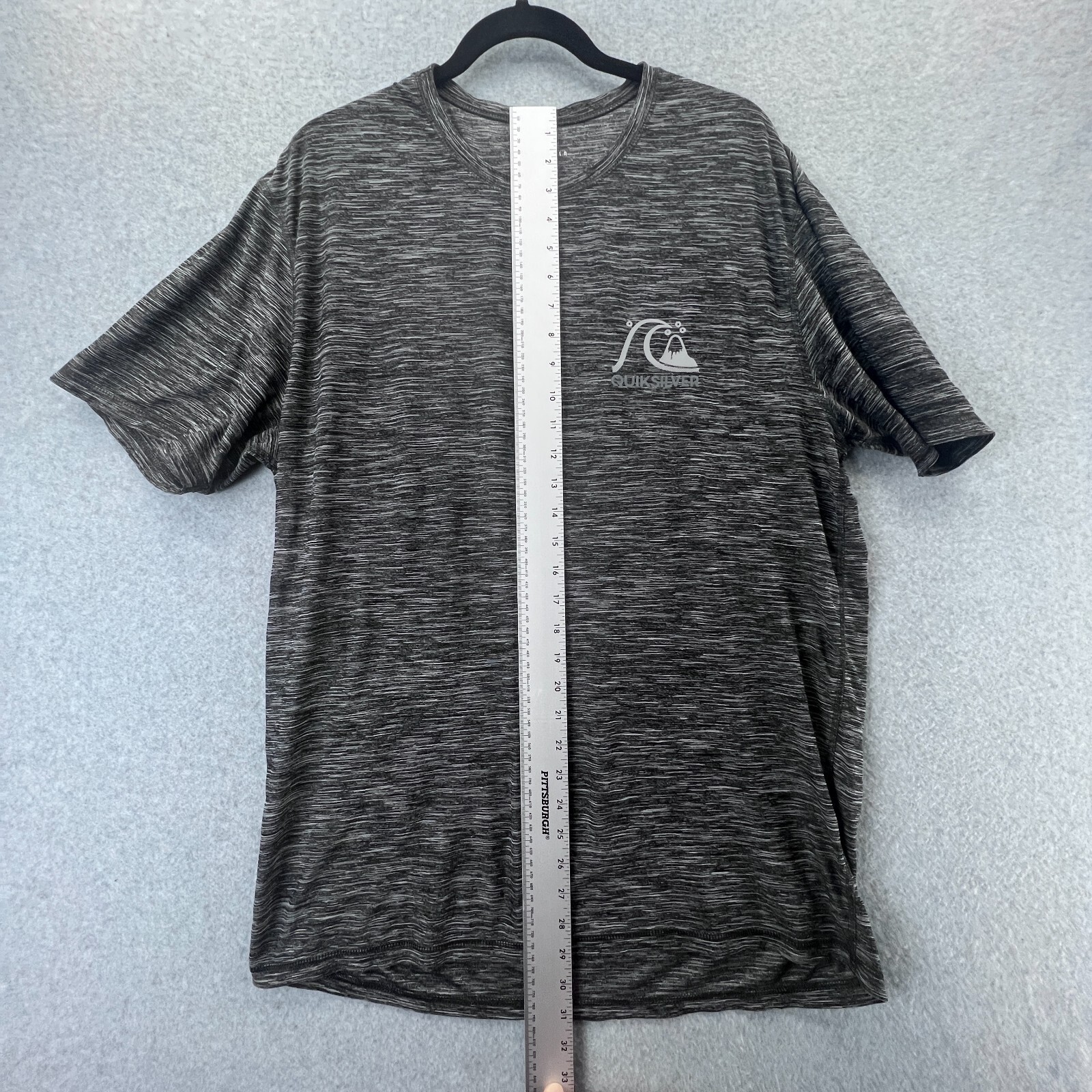 Quicksilver Mens Size Large Gray Striped Breathable Stretchable Shirt