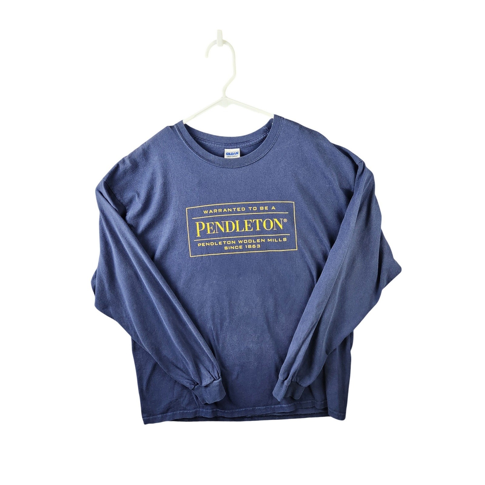 Pendleton Sweatshirt Men’s Large Navy Blue Logo Crewneck Preppy Classic USA