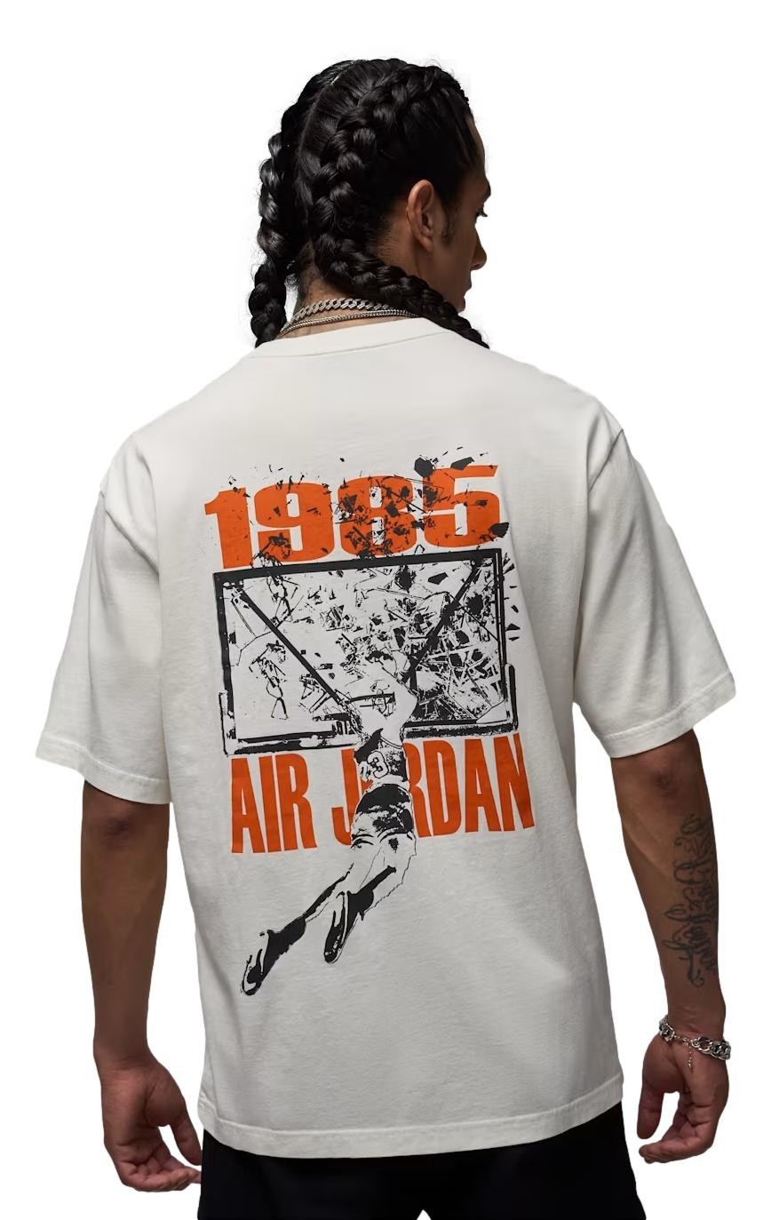 Nike Men’s Shattered Backboard Oversized Graphic T Shirt IB3297-133