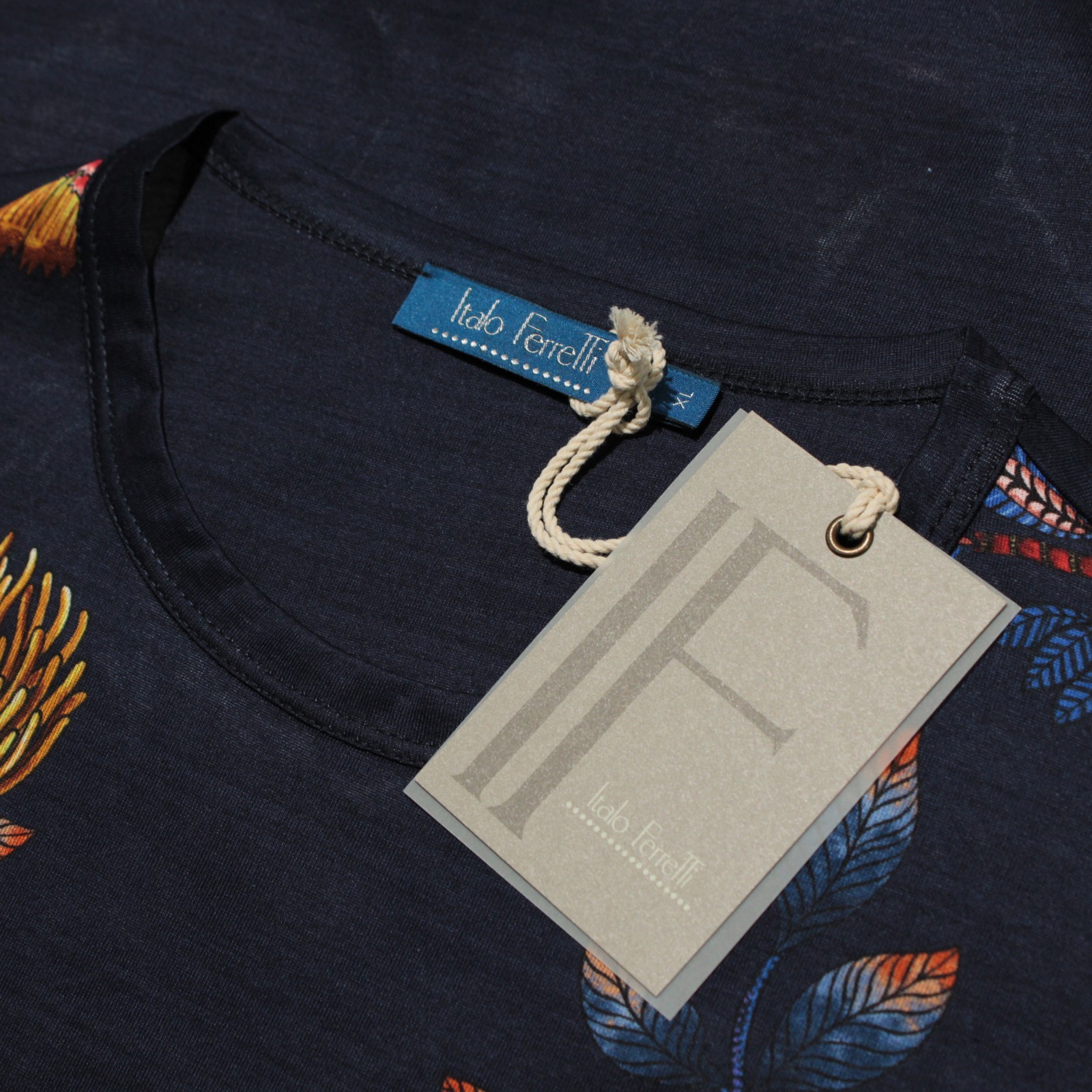 Italo Ferretti NWT Short Sleeve T-Shirt Size XL in Blue/Yellow/Multi 100% Cotton