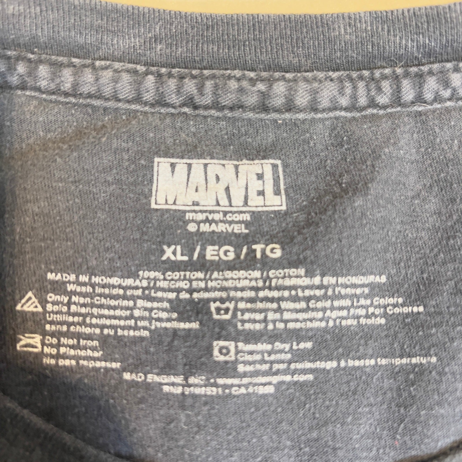 Marvel Universe X-Men Comics Deadpool Logo T-Shirt Men’s XL Black