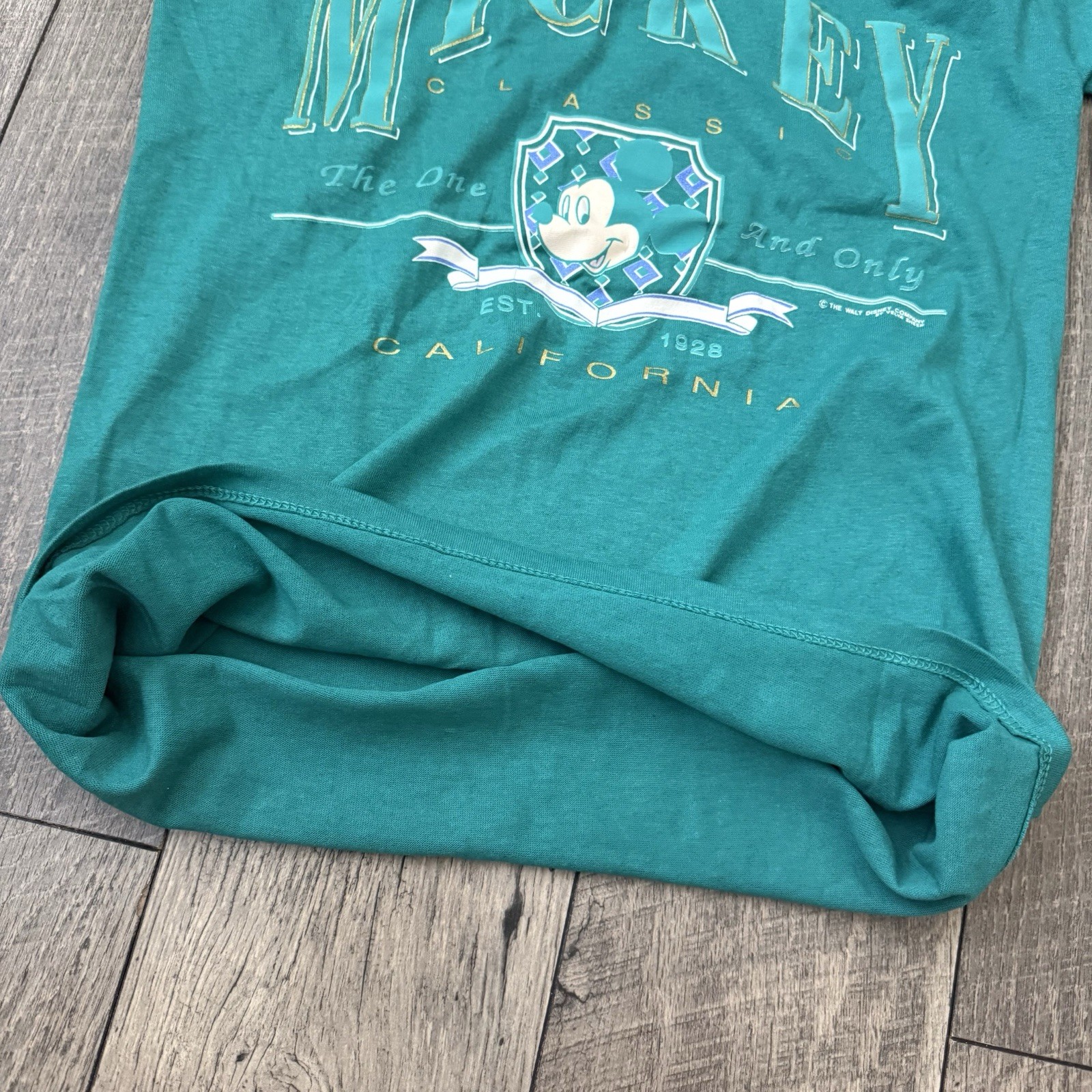 VTG 90s Disney Mickey Mouse Classic California Velva Sheen USA T-Shirt Mens Sz S