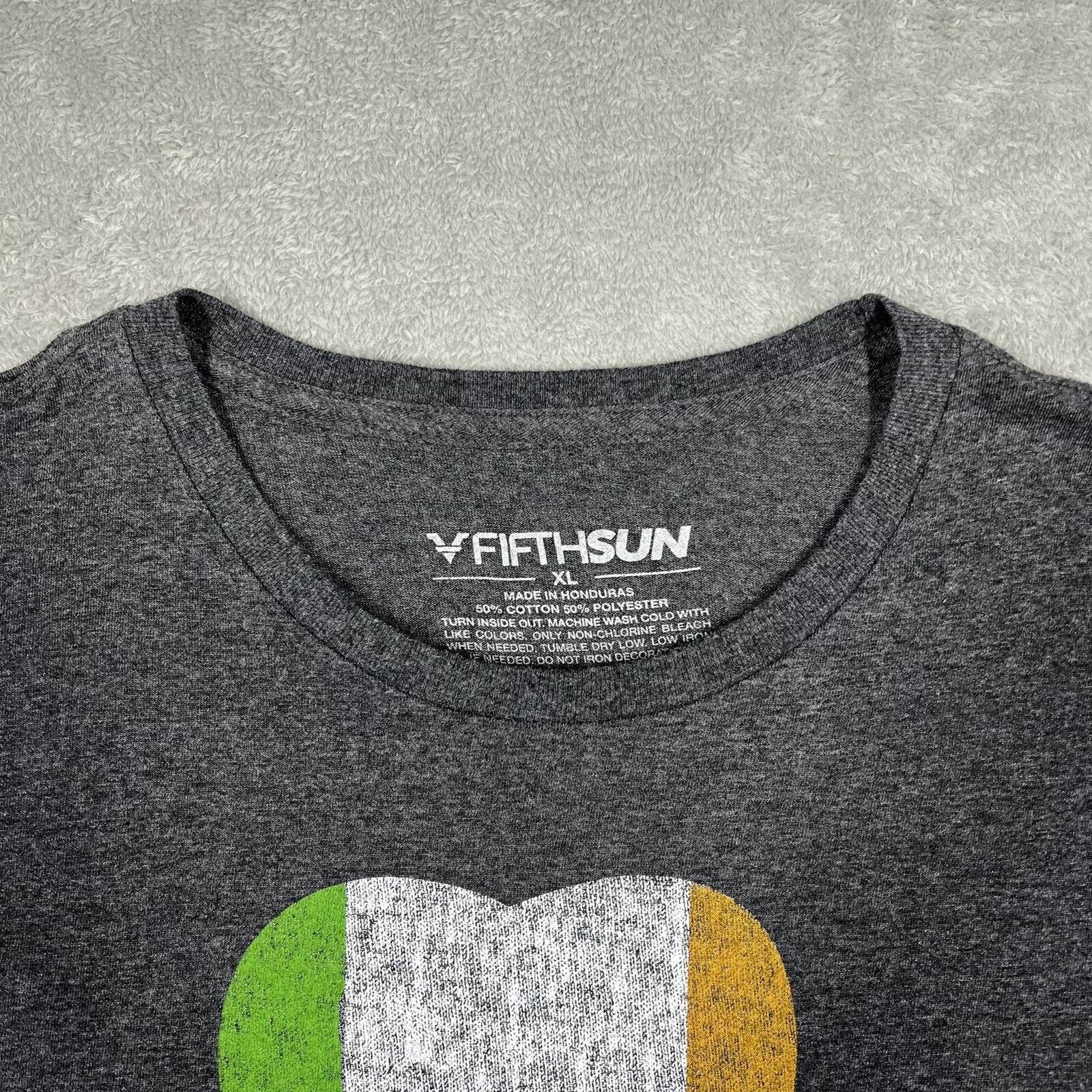 FifthSun Mens XL Dark Grey T-Shirt Ireland Themed Clover Graphic Tee