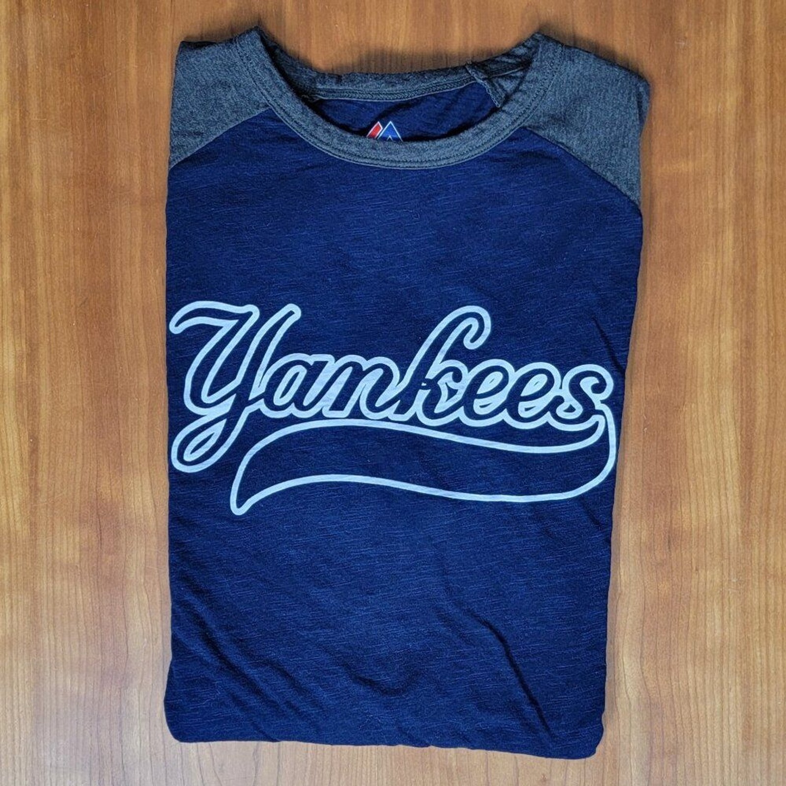 MLB Majestic New York Yankees Raglan Blue Grey Baseball Shirt – L