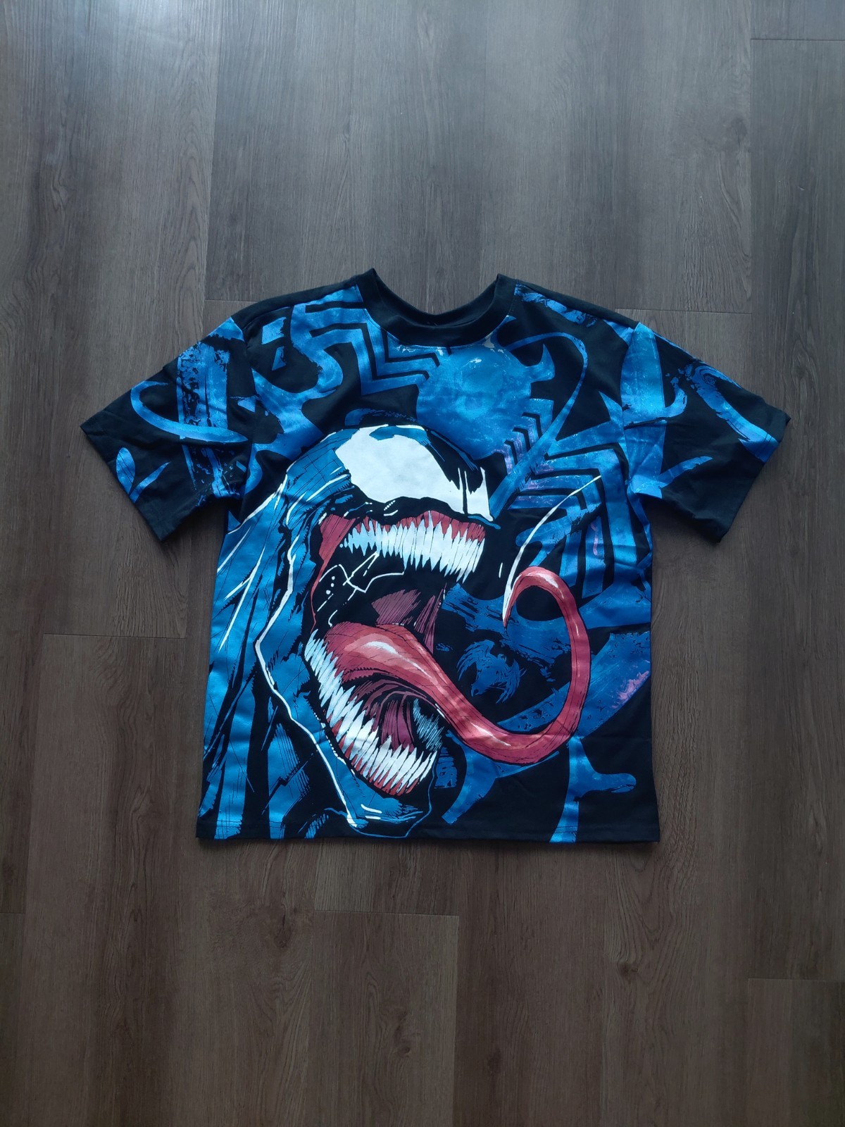Marvel Comics Venom / Front All Over Print Graphic T-Shirt Adult Size Medium