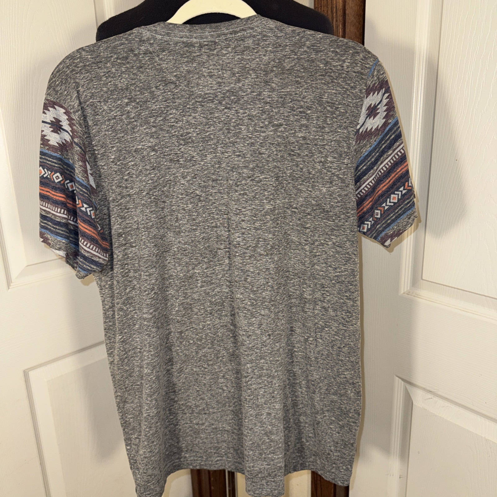 Quilted Giraffe Men’s T Shirt Gray Medium Cotton Blend Made In India