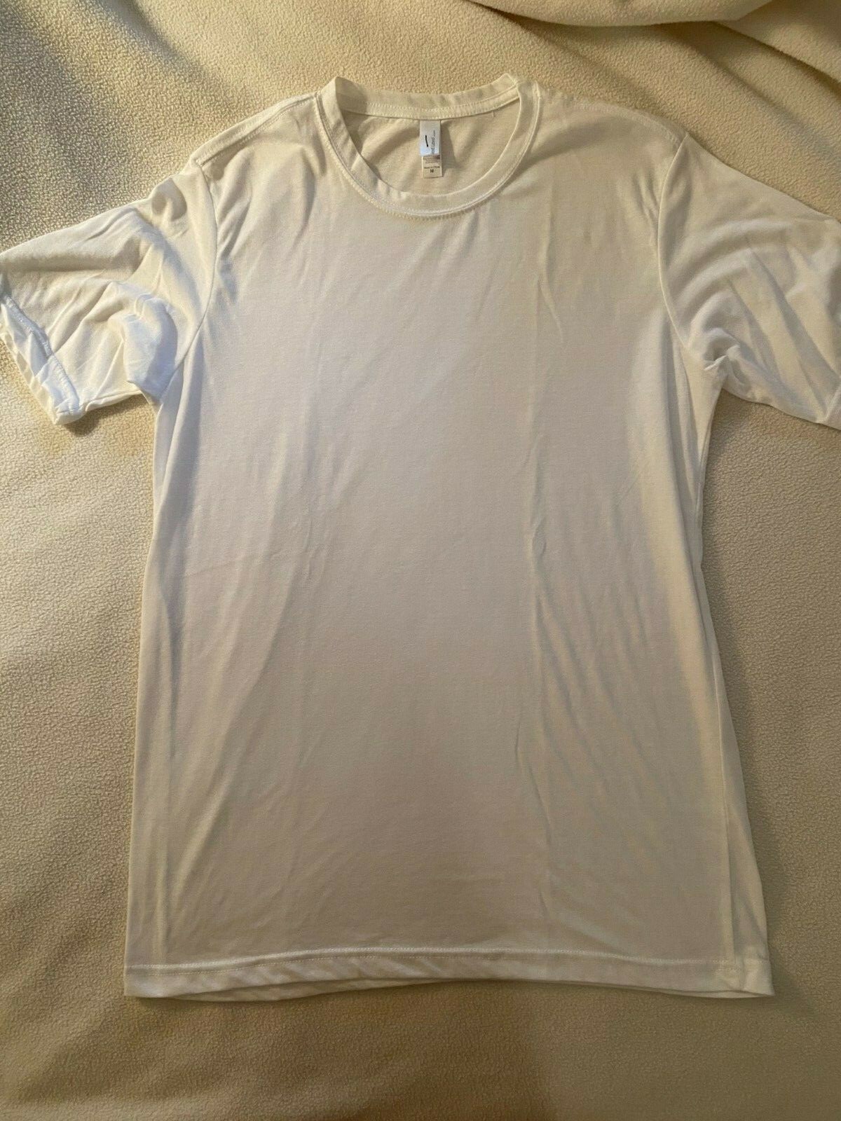 Next Level Apparel Men’s T-Shirt Crew White Short Sleeves Cotton Blend, Med NWOT