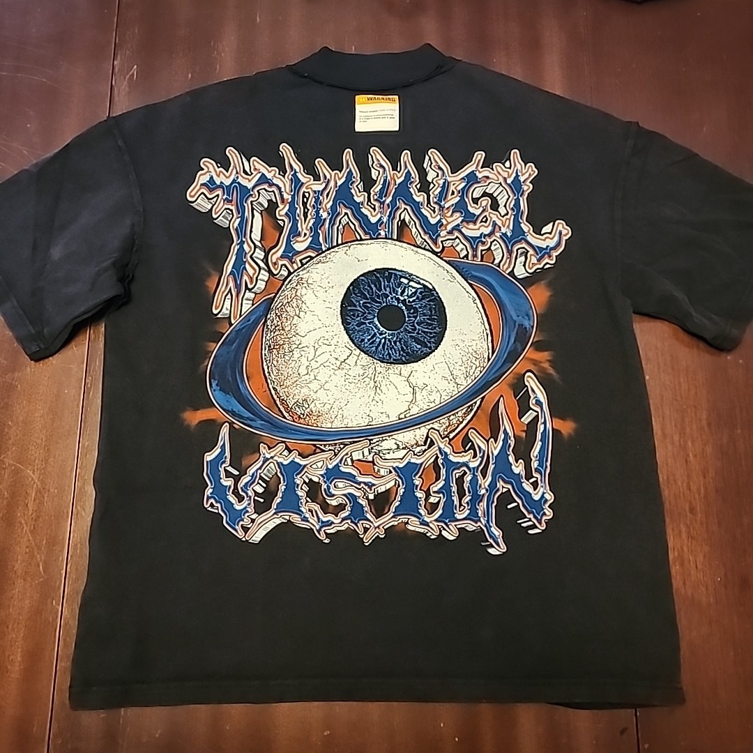 D.V.O Tunnel Vision Oversized Black Graphic Mock Neck Double-Sided T-Shirt Large