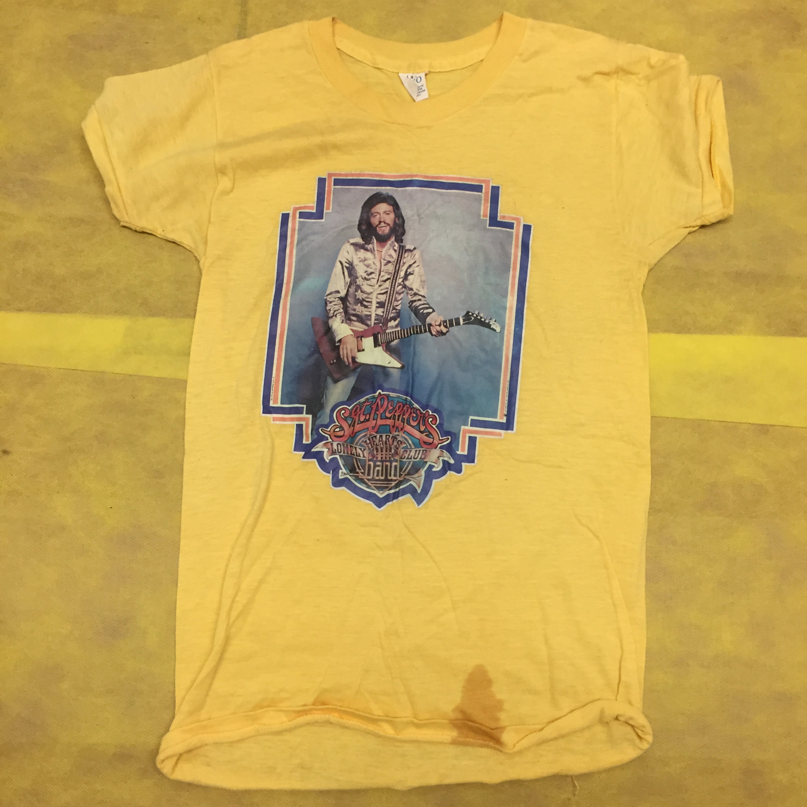 Vintage 1978 Stigwood Sgt Peppers Lonely Heart Band Mens T-Shirt Size L Yellow
