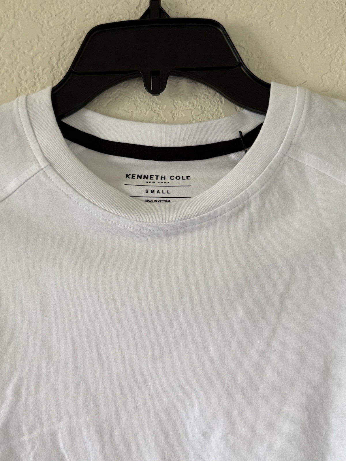 Kenneth Cole Small Mobility Knit T-Shirt White Super Soft $49