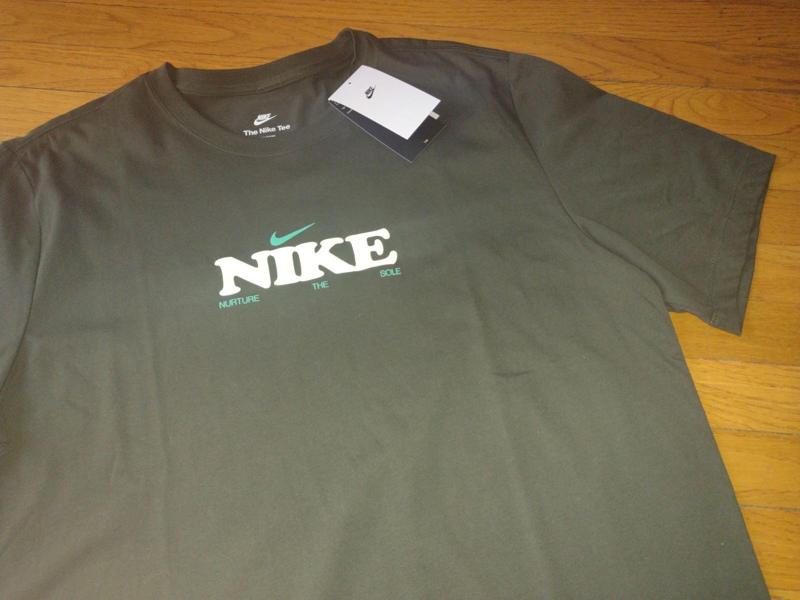 NWT, Nike Men’s Graphic 100% Cotton Dark Green T-Shirt, Style # HJ0618-355