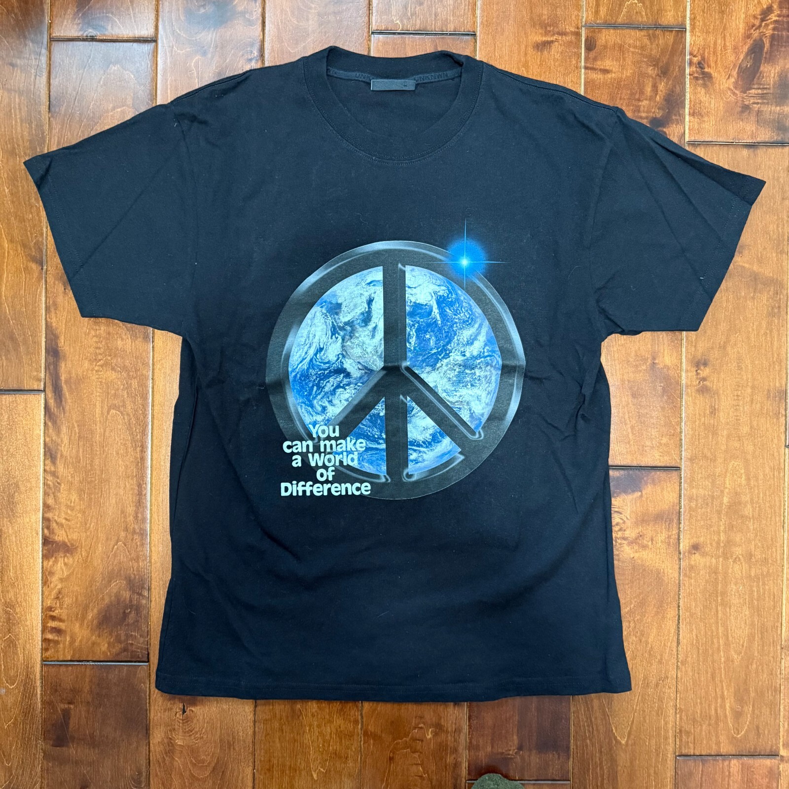 UNKNWN Graphic Black T-Shirt Men’s Medium Peace Sign Earth Streetwear