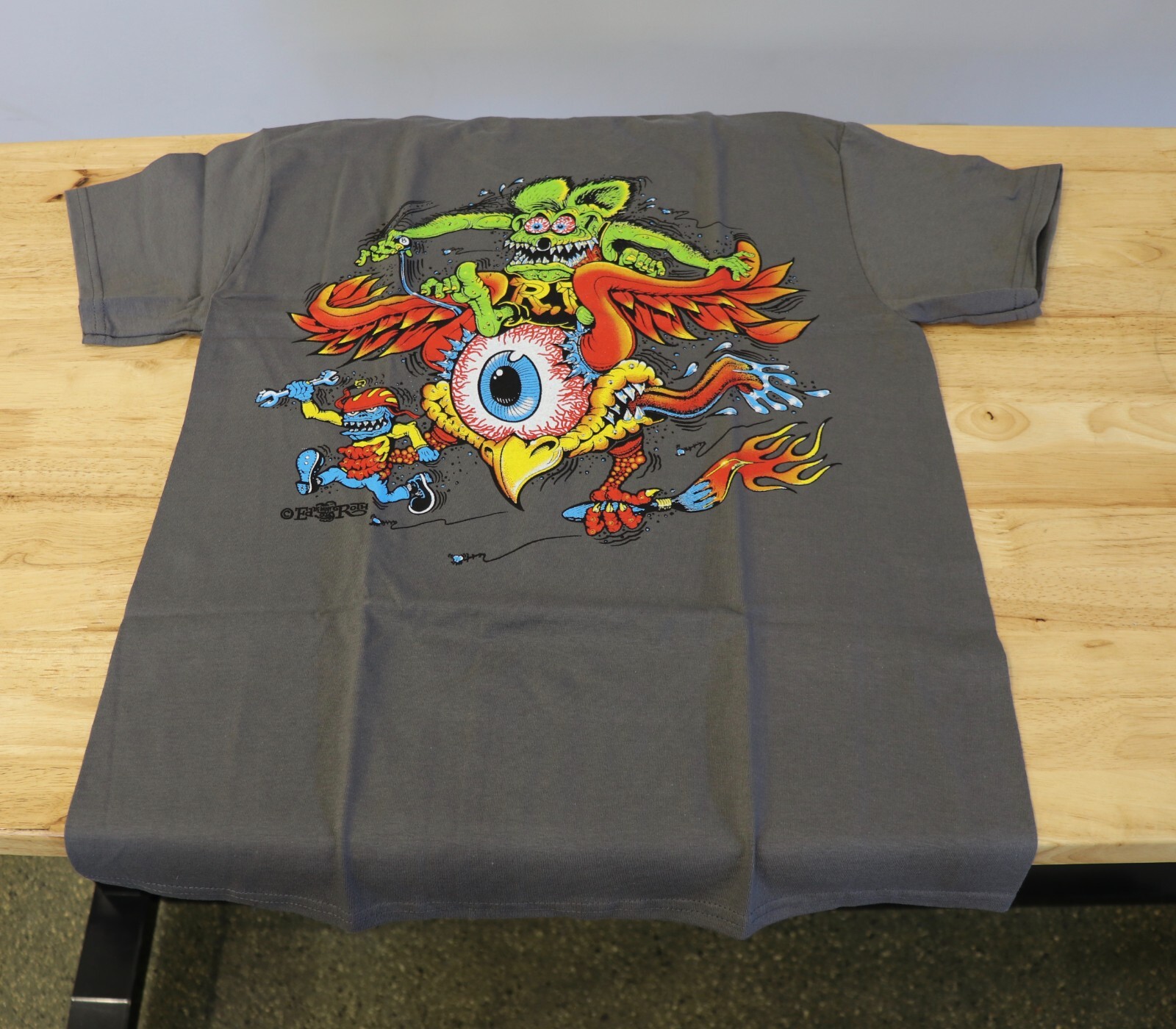 Men’s Ed Big Daddy Roth Rat Fink Flying Eye Hot Rod Gray Cotton T-Shirt M-3XL